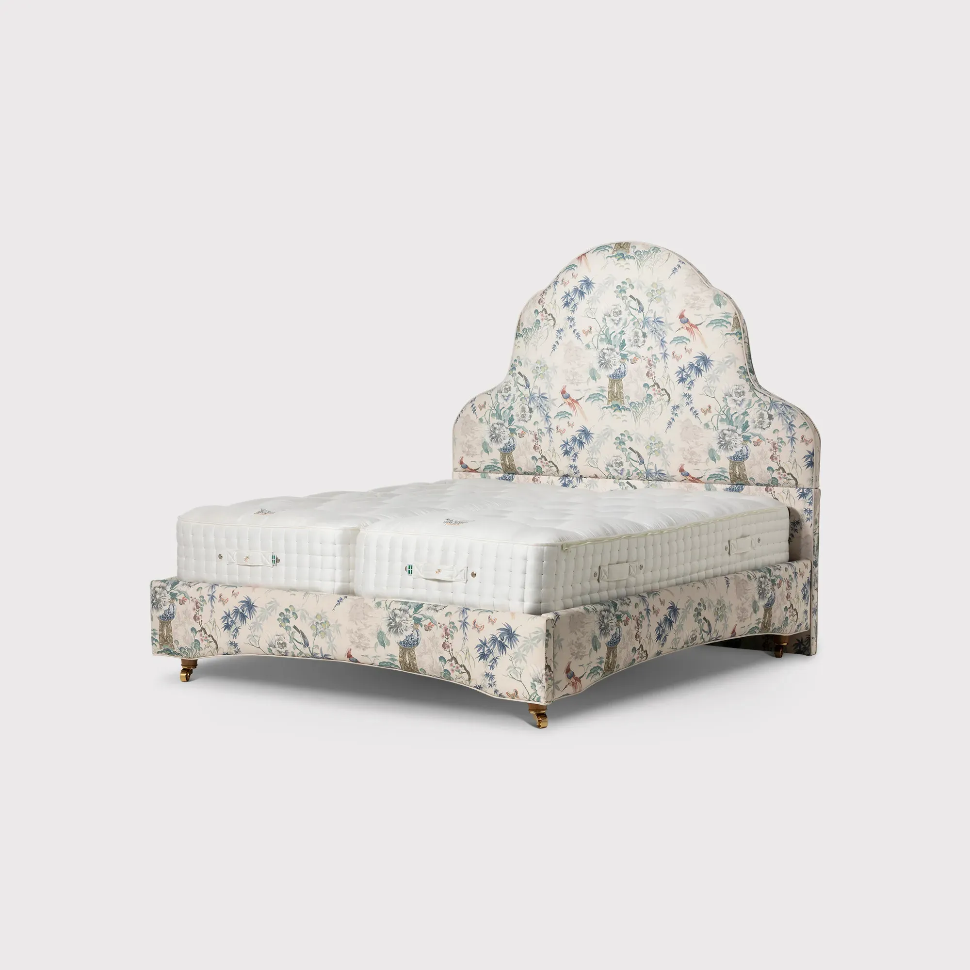 Enchanted House Kingswear Queen Anne Bed Set - Fabric image