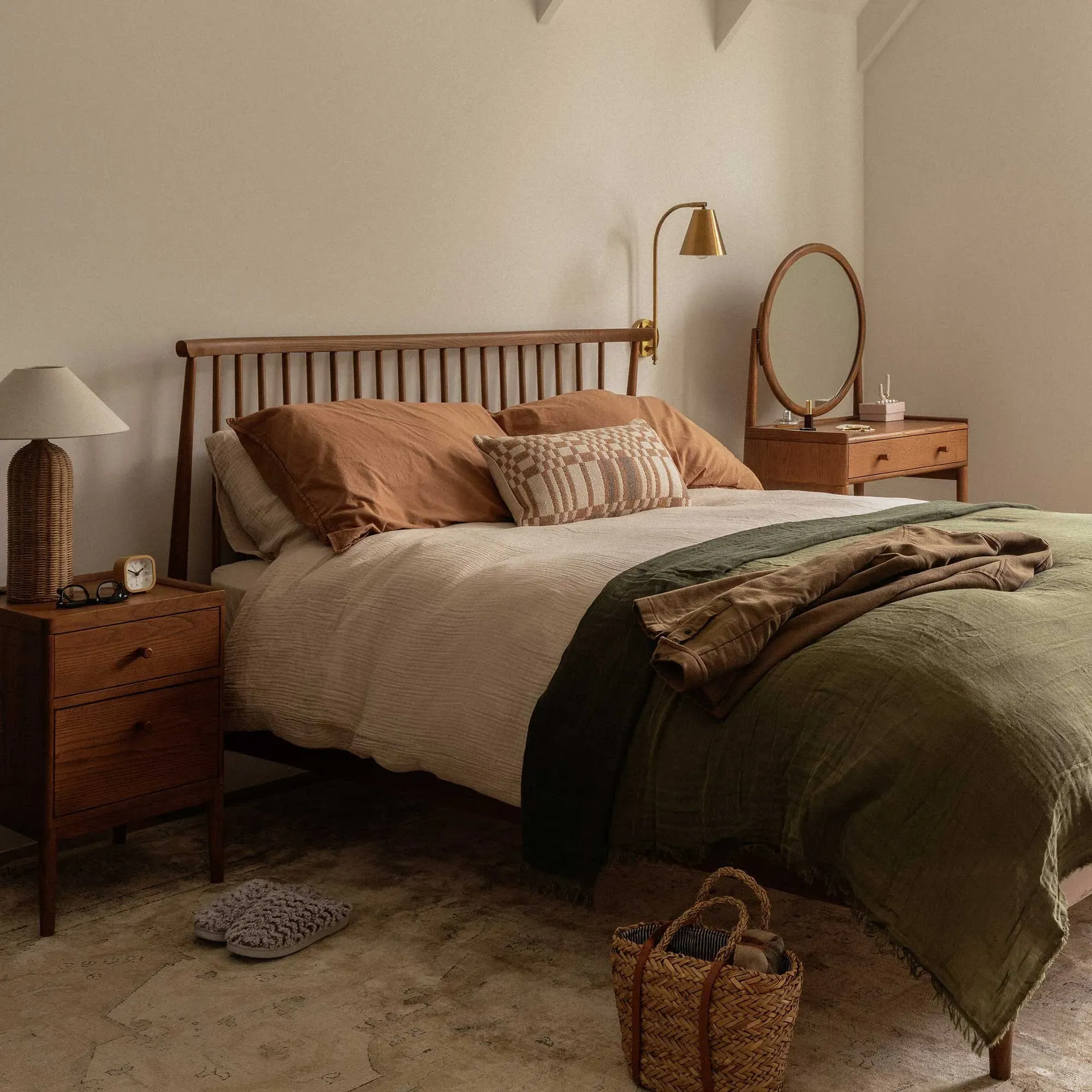 Ercol Salina King Size Spindle Headboard Bed - Neutral, Ash