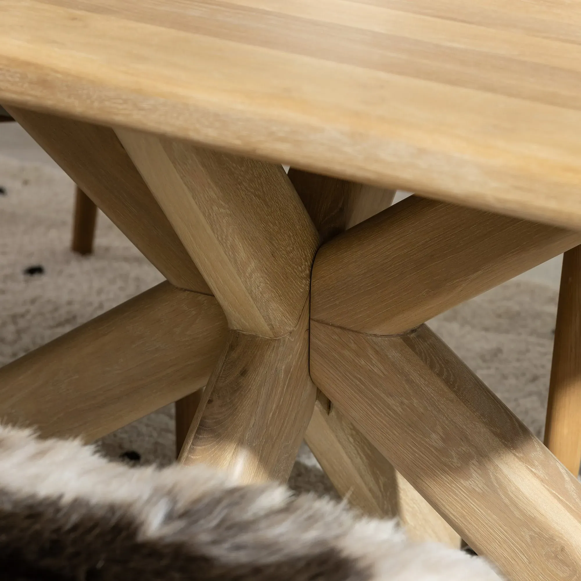 Folkstone Dining Table - Neutral Oak