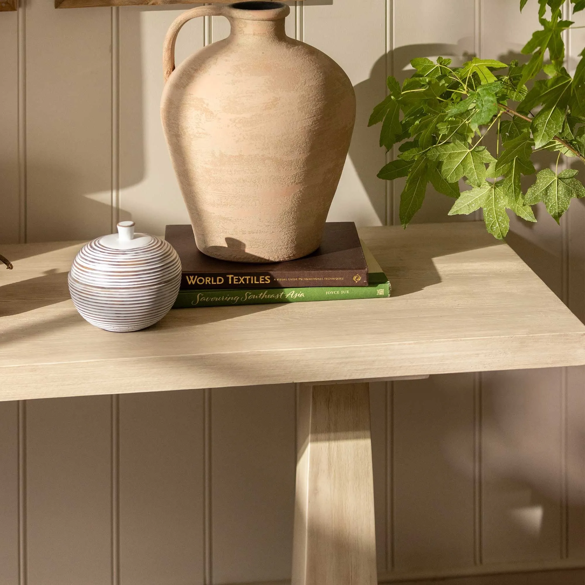 Haverton Console Table - White, Pine Wood