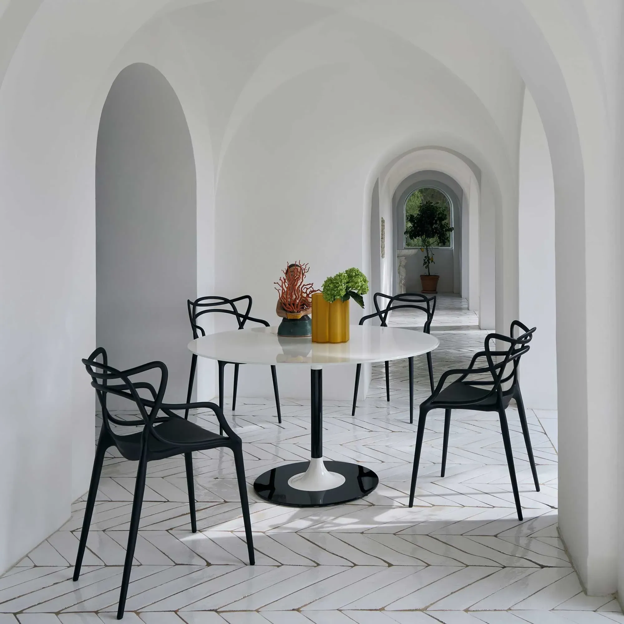 Kartell Thierry XXL Oval Dining Table - White, Glass