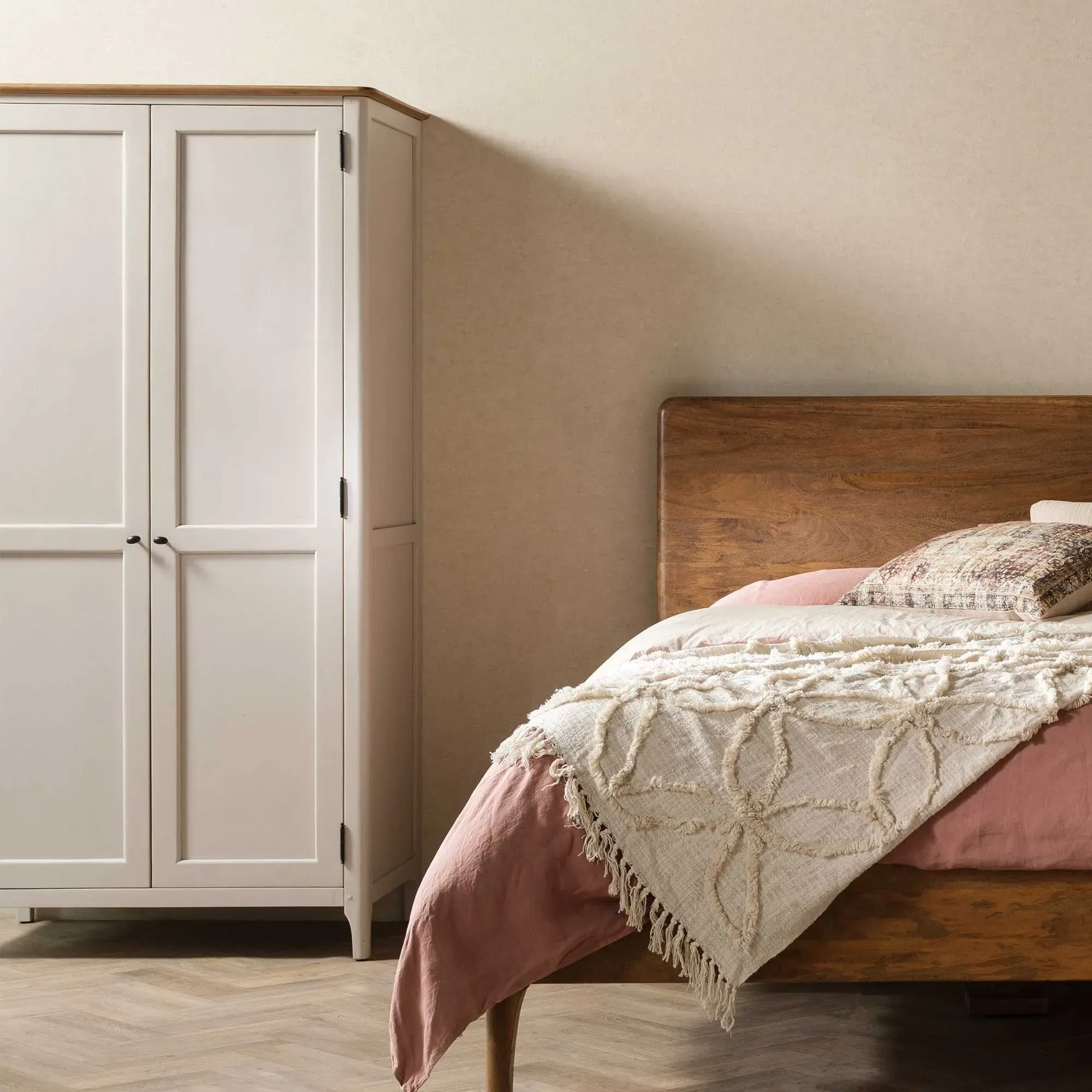 Mara Double Wardrobe - White, Mango Wood