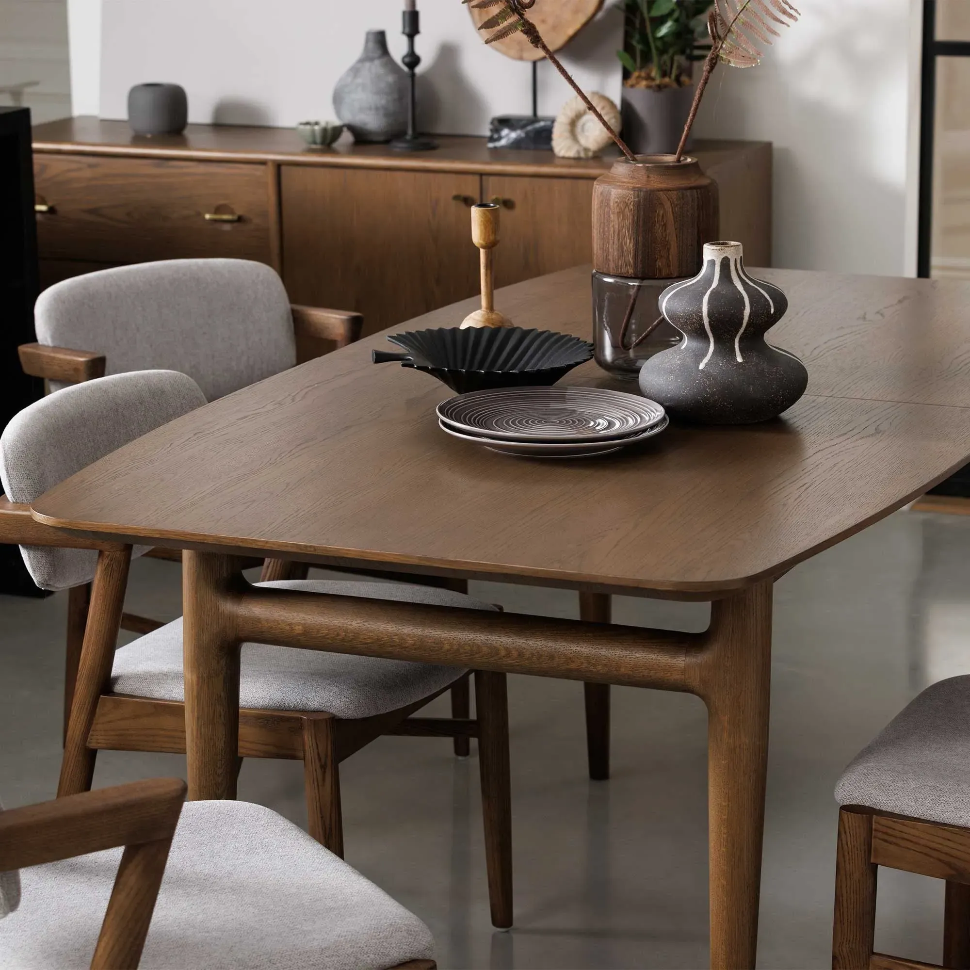 Marlow Extending Dining Table - Brown, Oak Veneer
