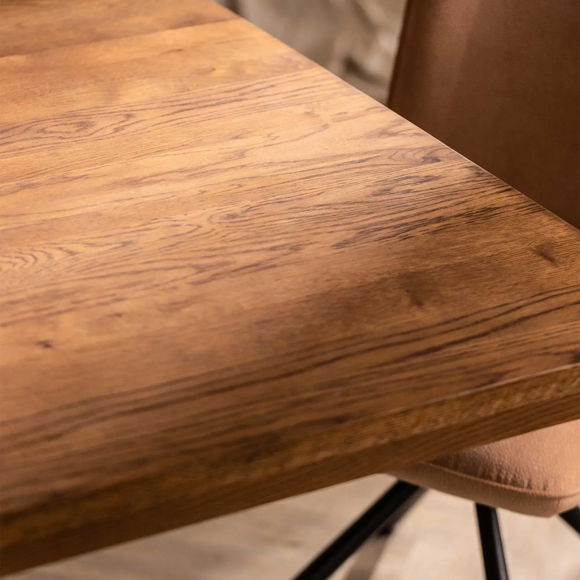 Navarro Star Dining Table - Brown, Oak