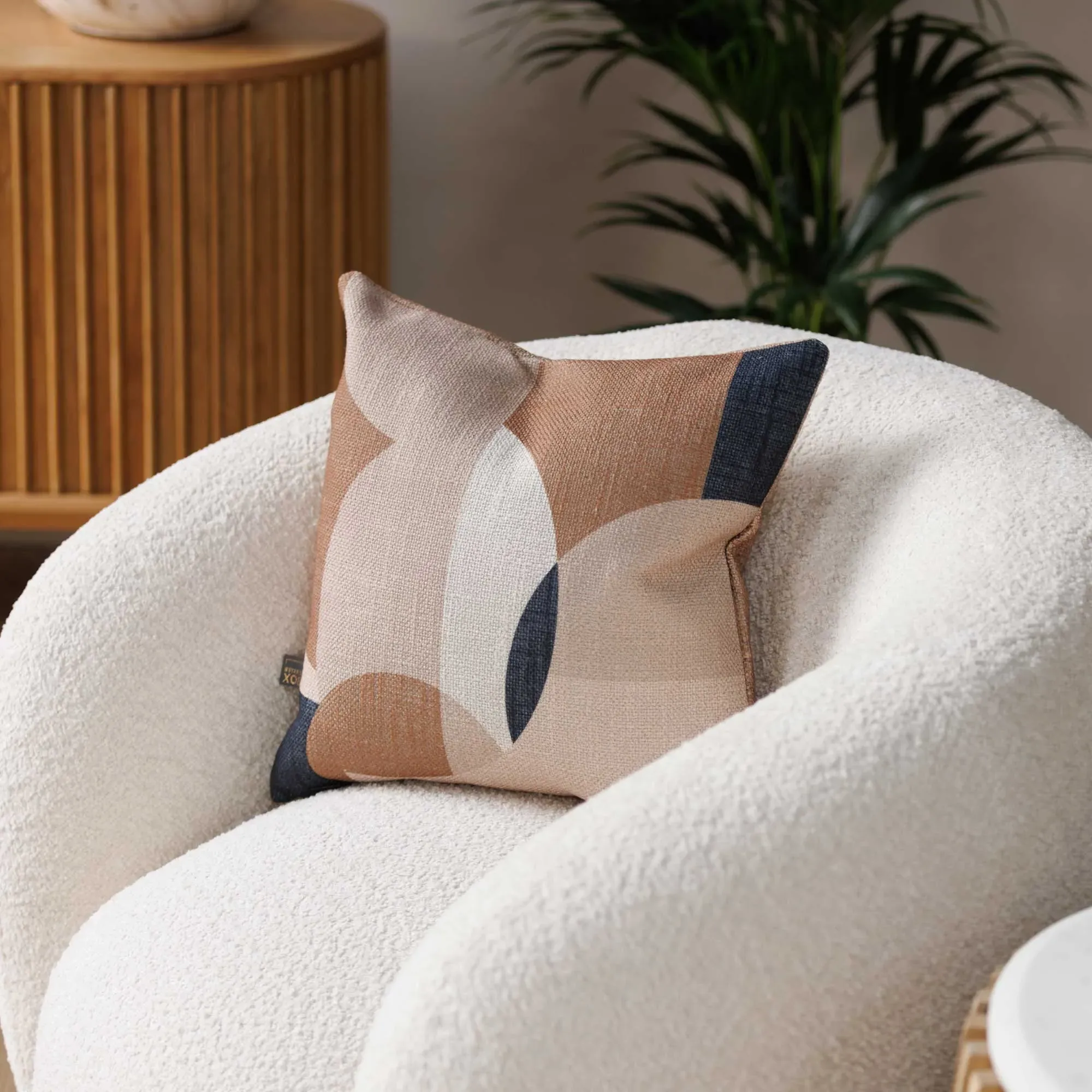 Neutral Arch Square Cushion - Neutral