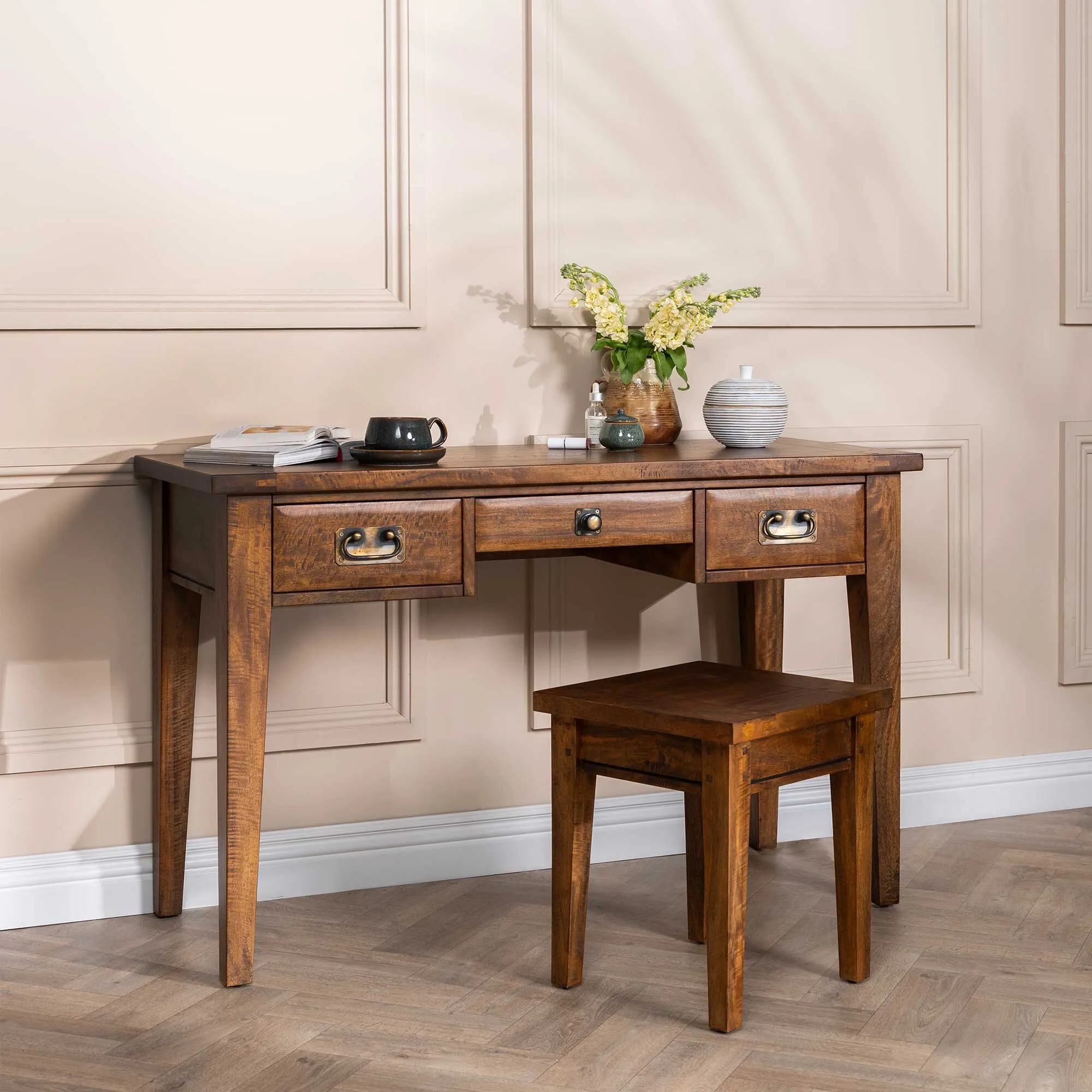 New Frontier Stool - Brown, Mango Wood