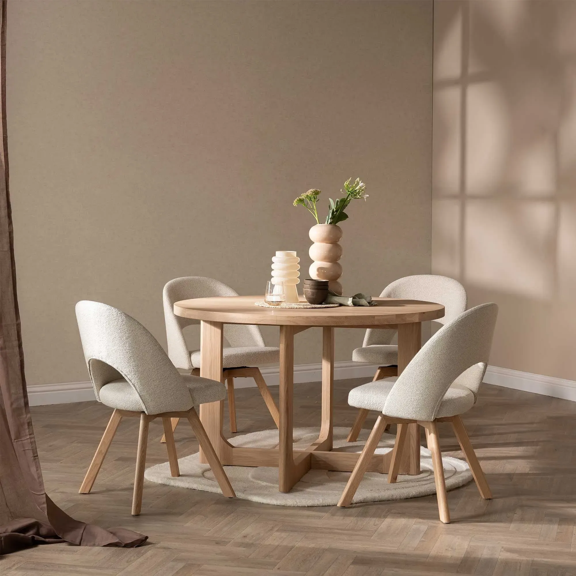 Olav Round Dining Table - Brown, Oak