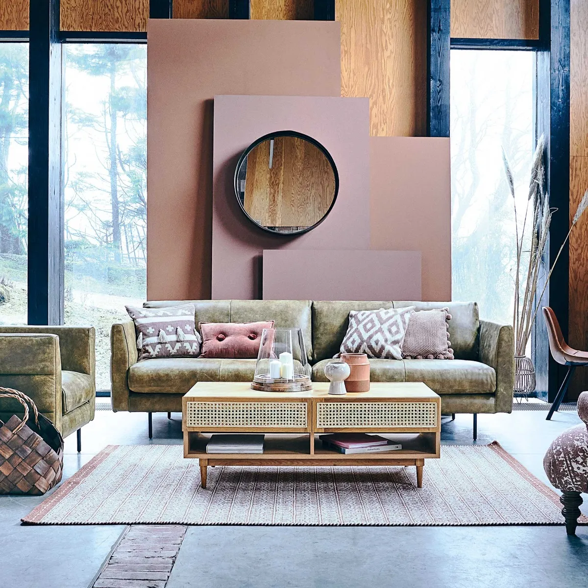 Round Deep Metal Frame Mirror