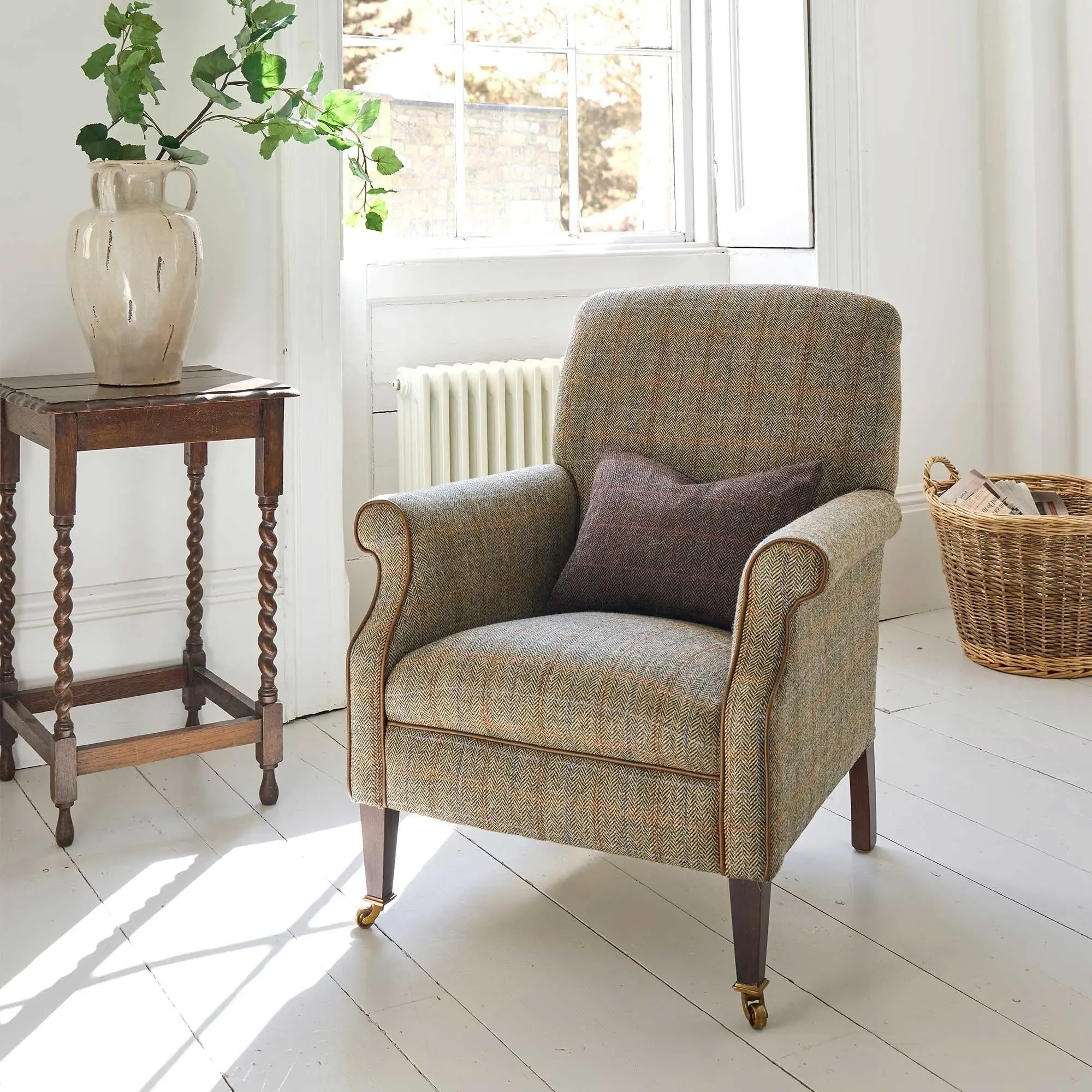 Tetrad Harris Tweed Bowmore Armchair - Bracken Herringbone