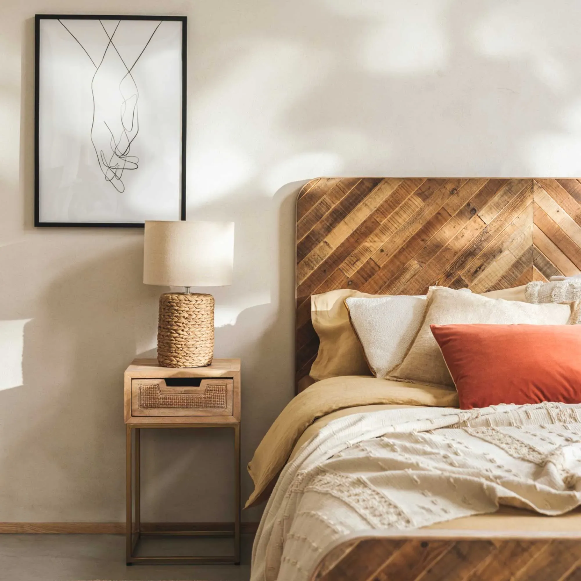 Trim Square Cushion - Neutral, Boucle