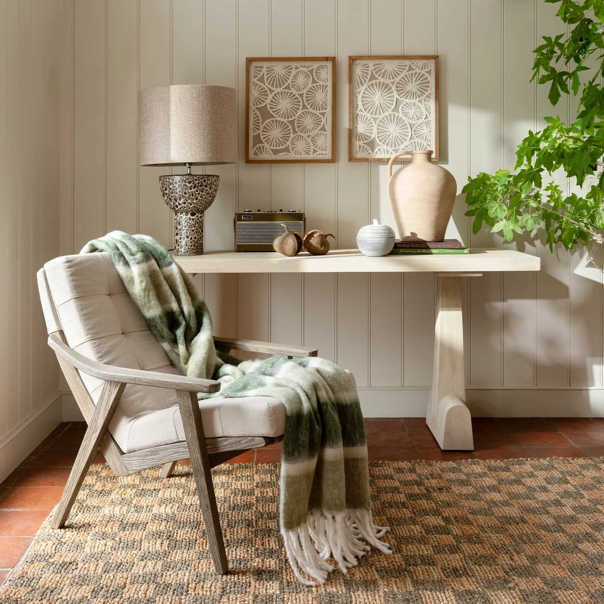 Valley Armchair - Neutral, Oak