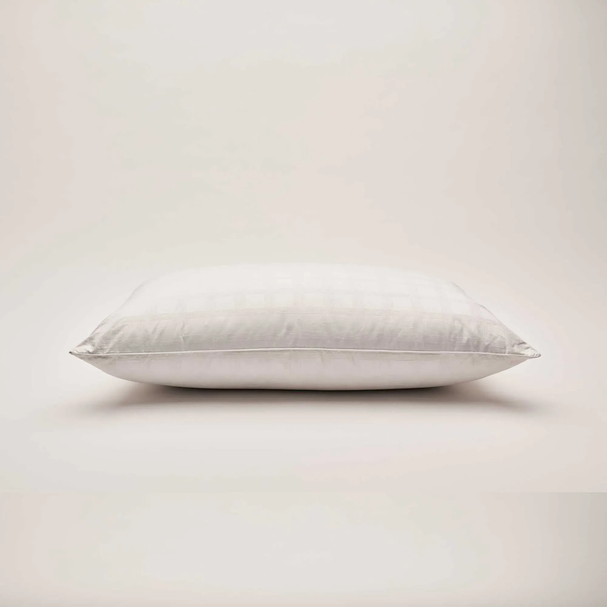 Vispring English Duck Down Pillow - White, Cotton