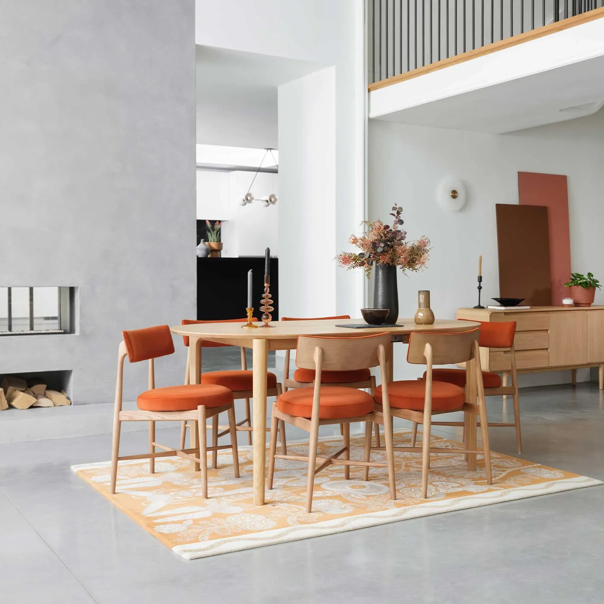 Winchester Extendable Round Dining Table - Brown, Oak