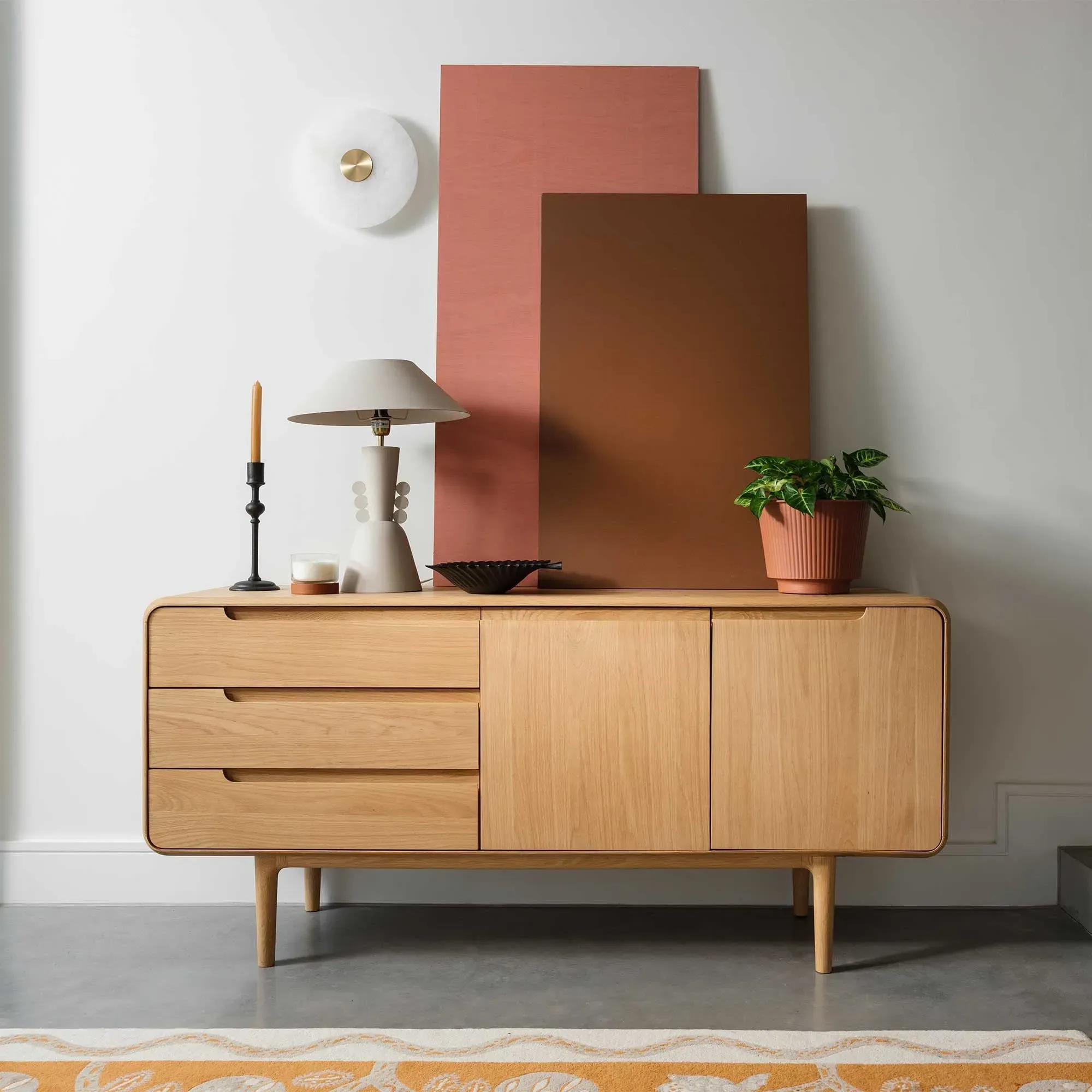 Winchester Wide Sideboard - Neutral, Oak