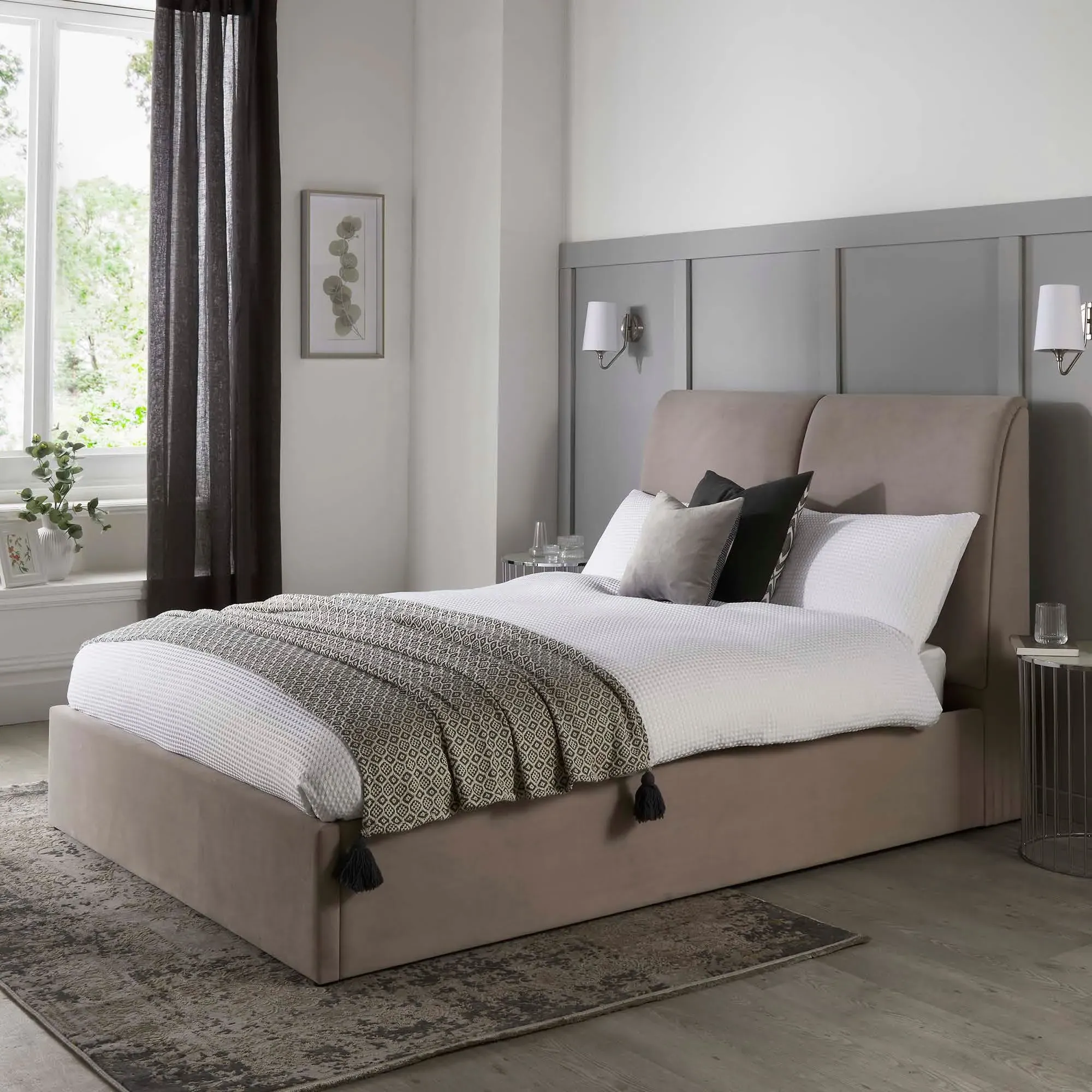 Double Lean Back Bed - Natural, Velvet image