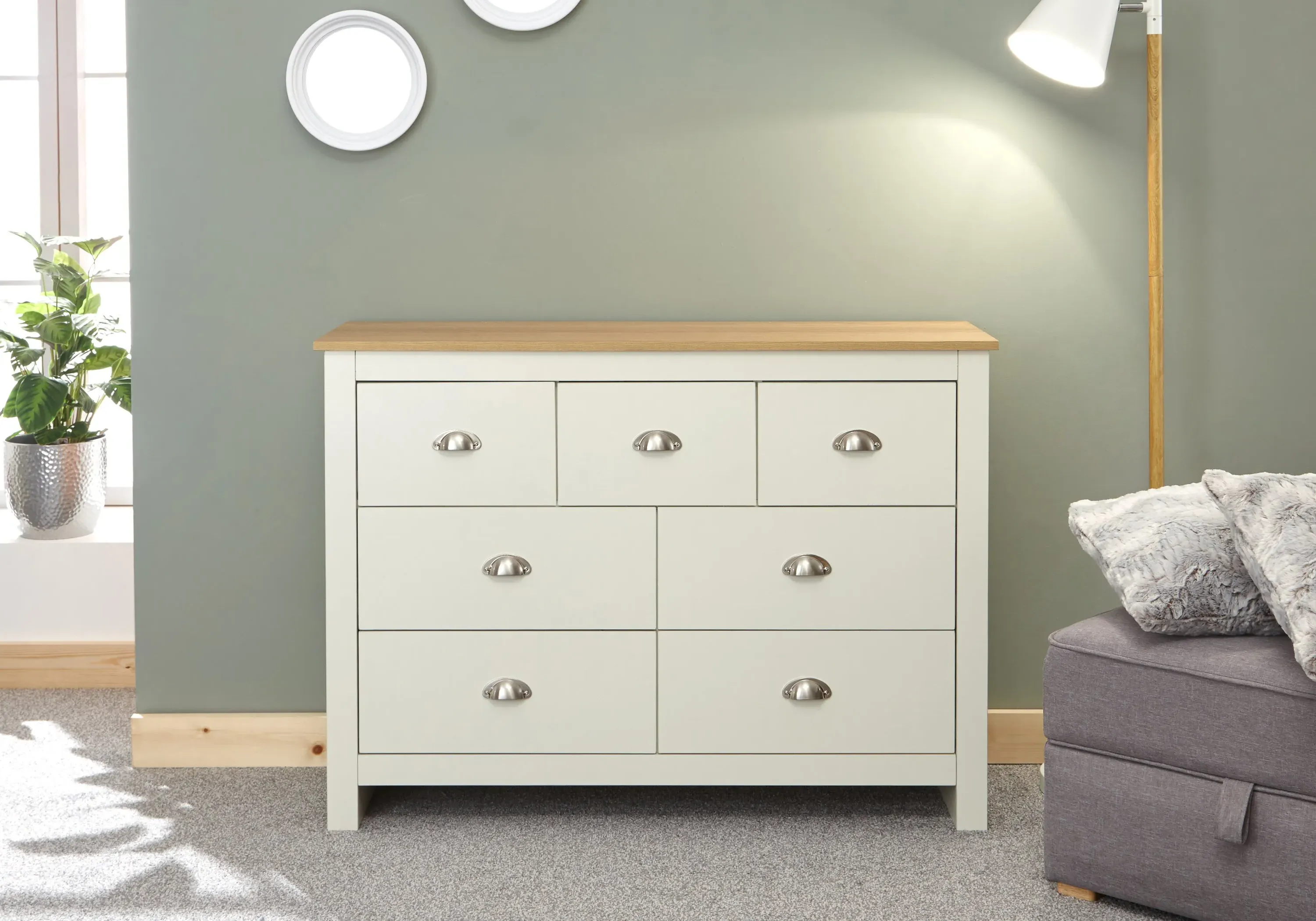 Merchants Chest with 7 Drawers - Cream, Oak