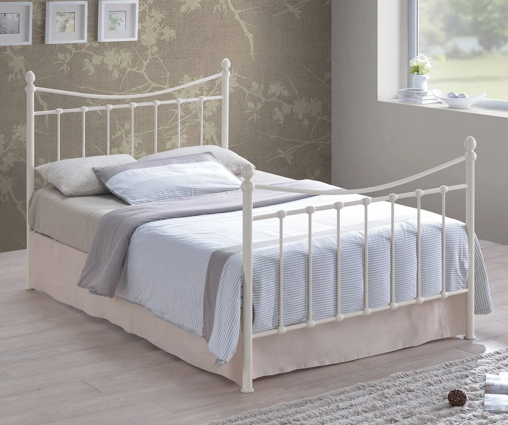 Small Double Metal Bed Frame - Ivory image
