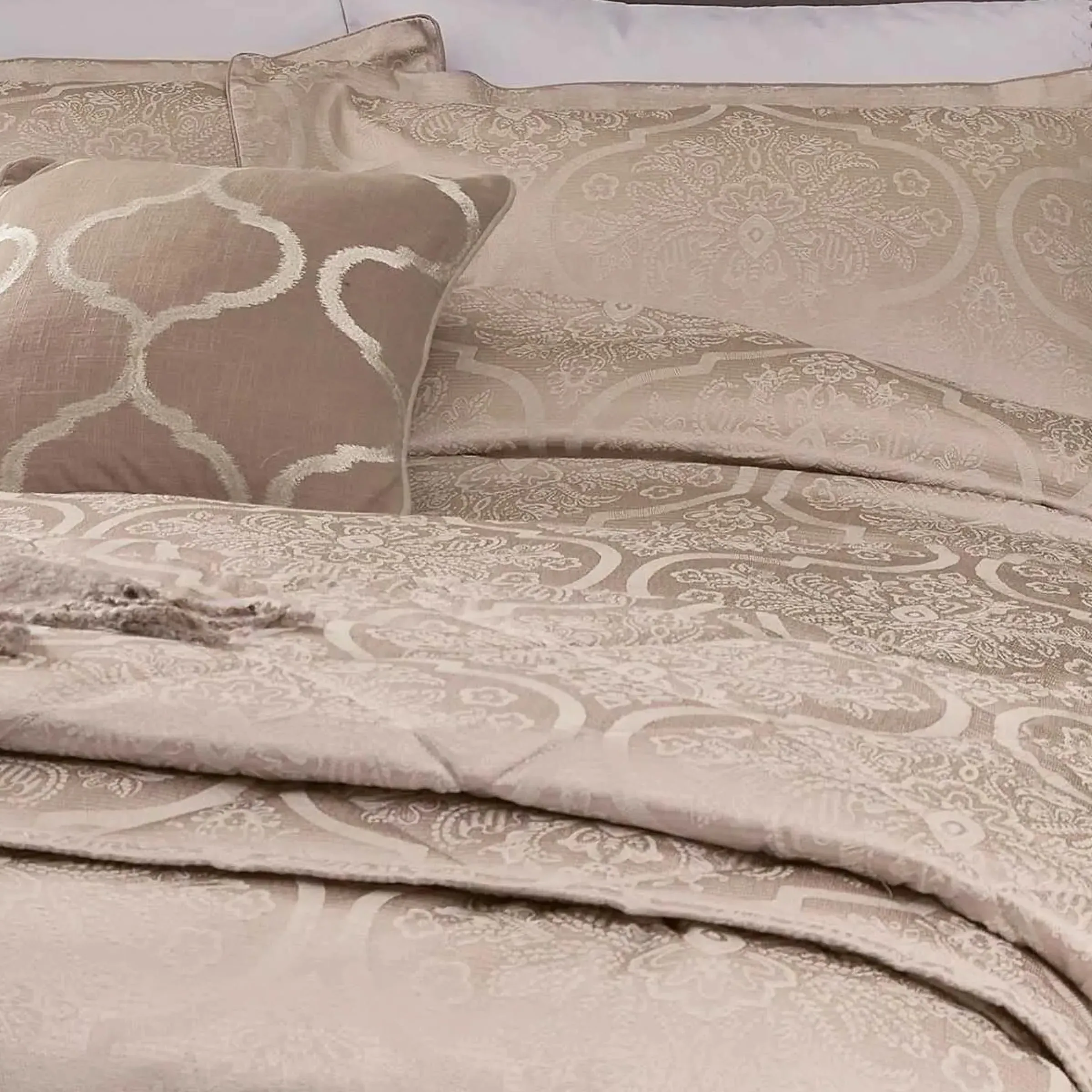 Botanical Throw Blanket - Tuberose, Cotton image