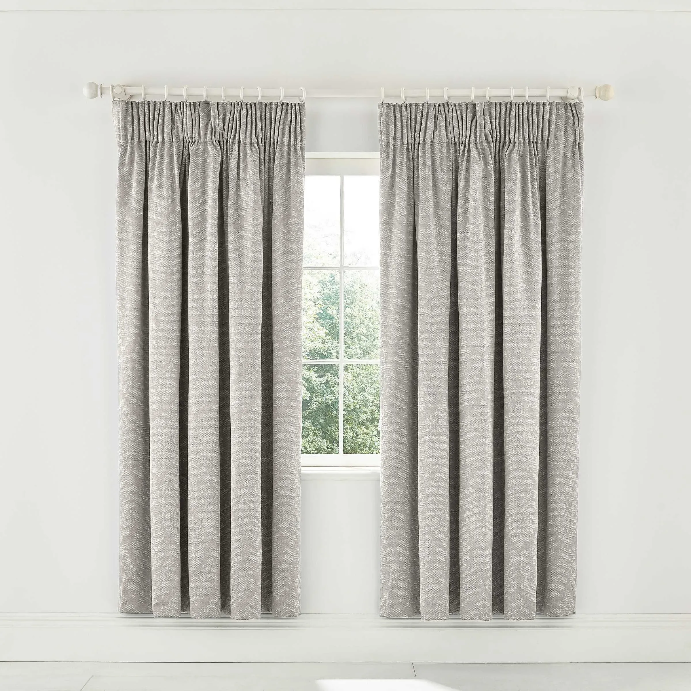 Lined Curtains with Damask Pattern - Linen image