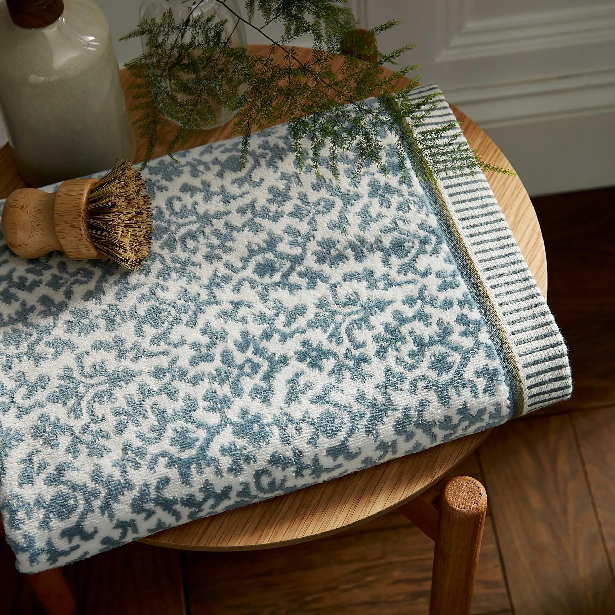 Bath Towel with Floral Design - Celadon, Cotton