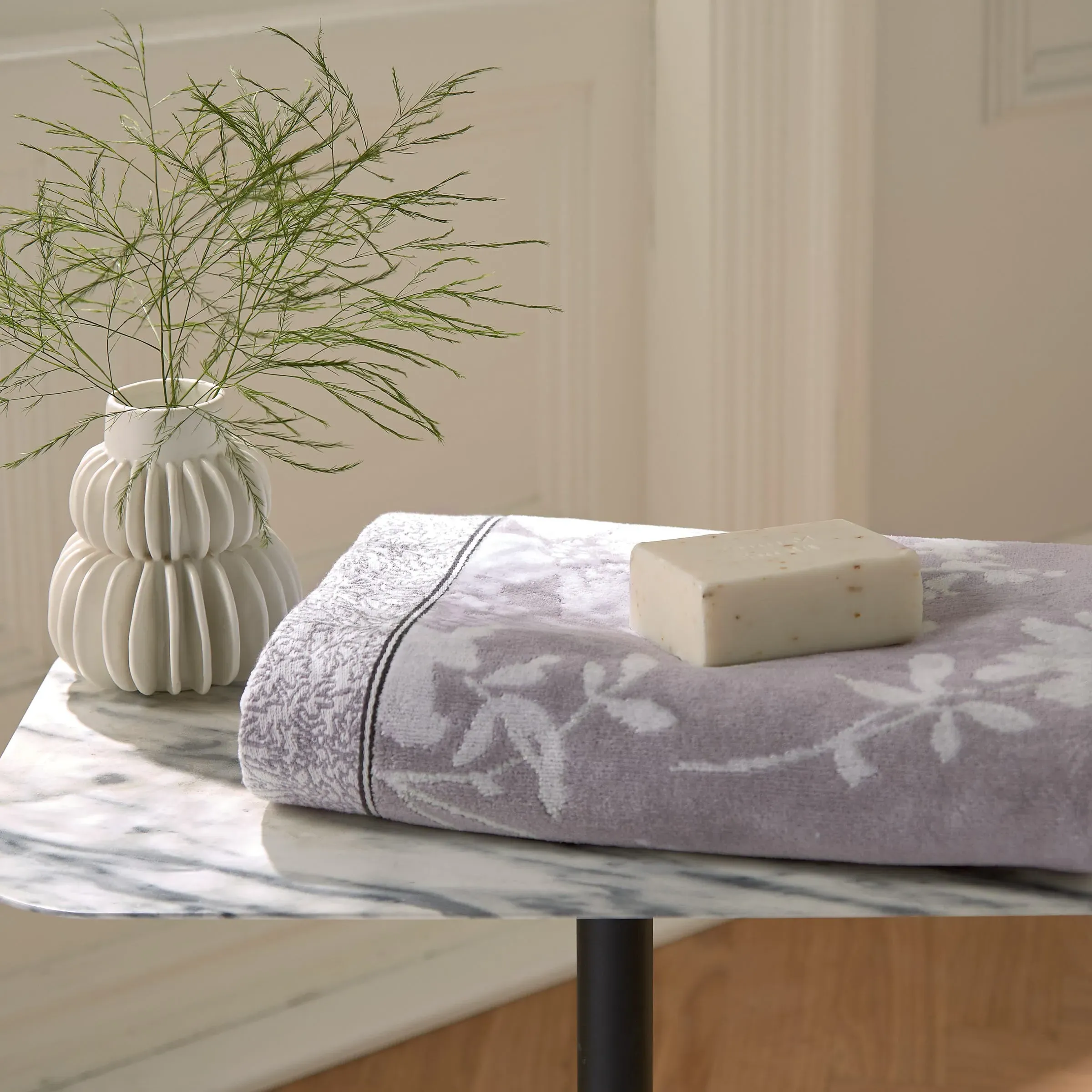 Hand Towel with Floral Design - White, Cotton