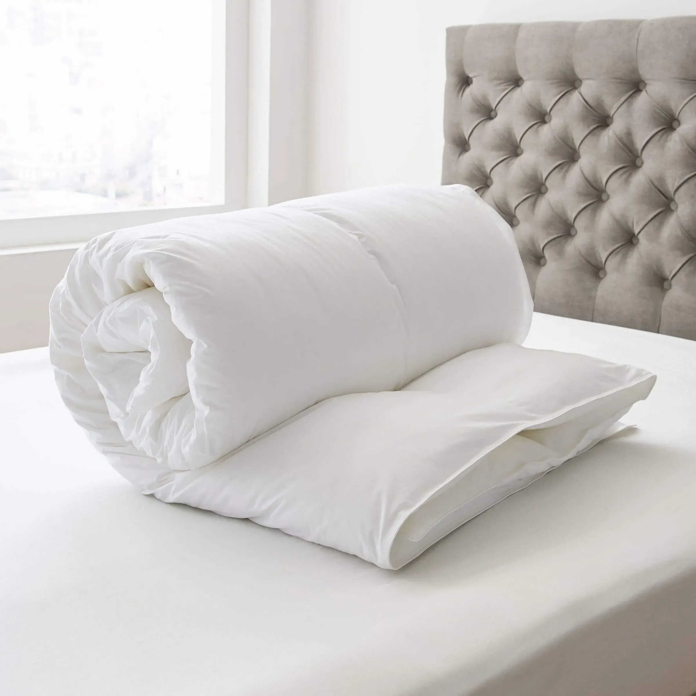 King Size Duvet 13.5 Tog - White, Microfibre