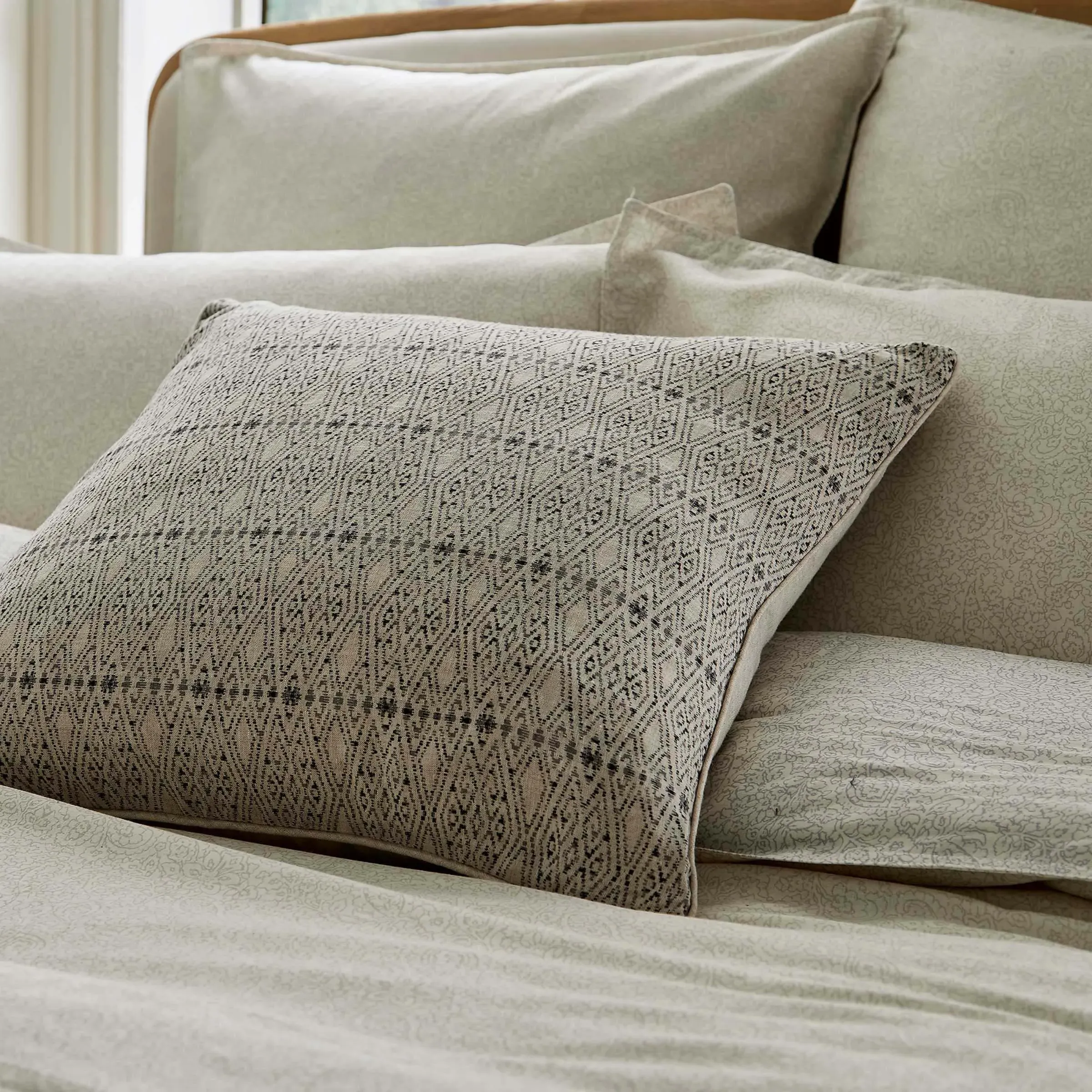 Square Cushion with Kelim Pattern - Dark Grey, Linen