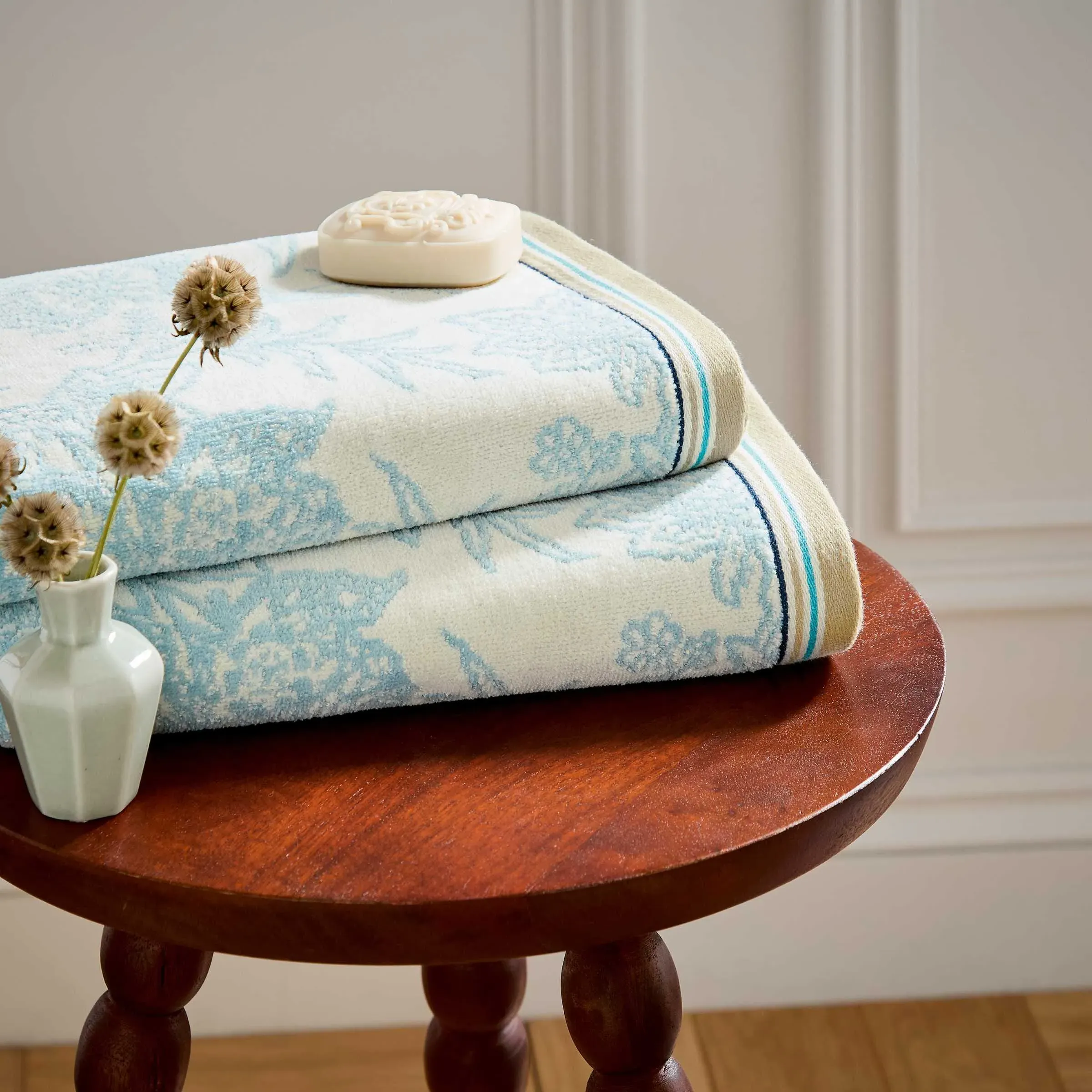 Reya Emira Hand Towel - Olive, Cotton alternate view
