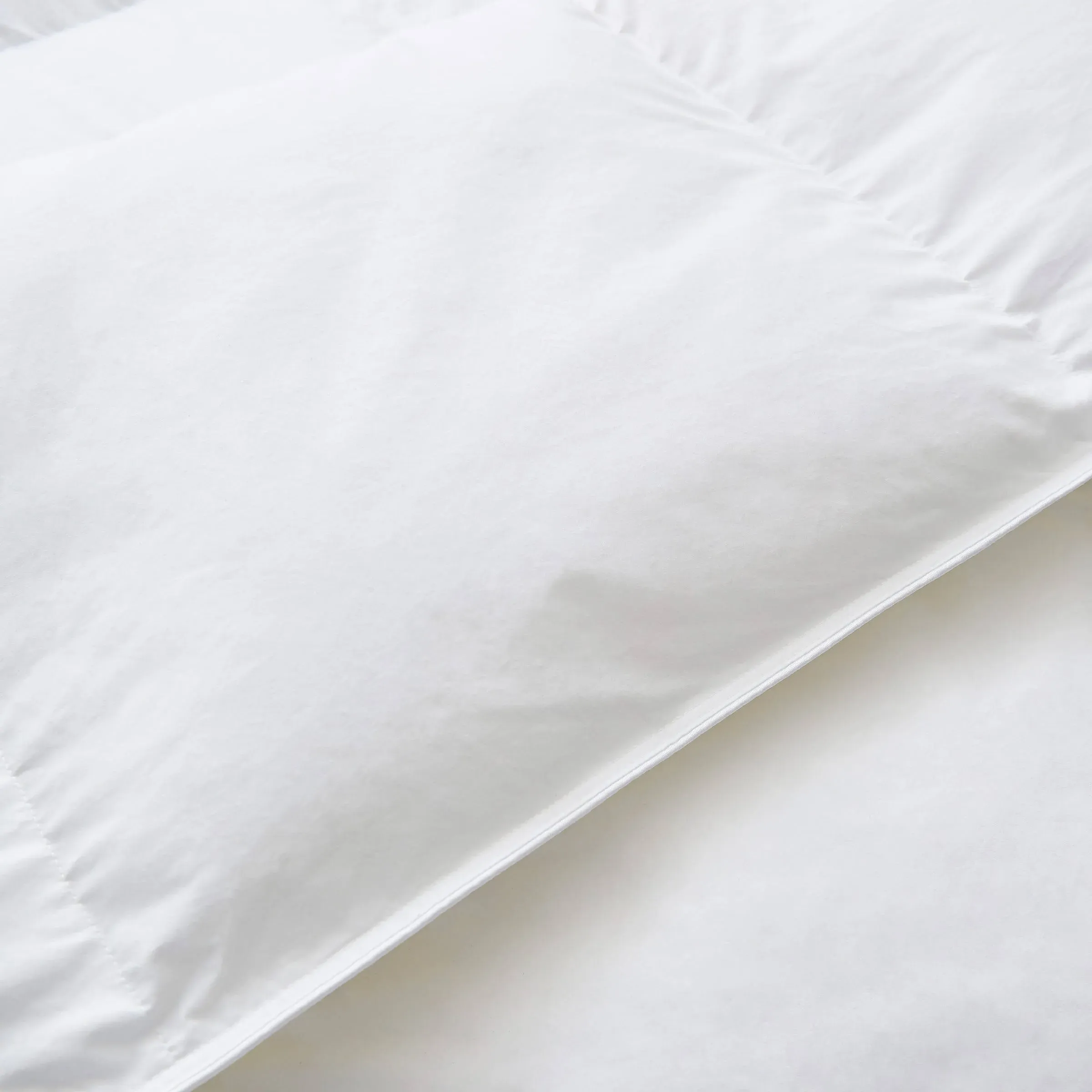 Super King Duvet 10.5 Tog - White, Microfibre