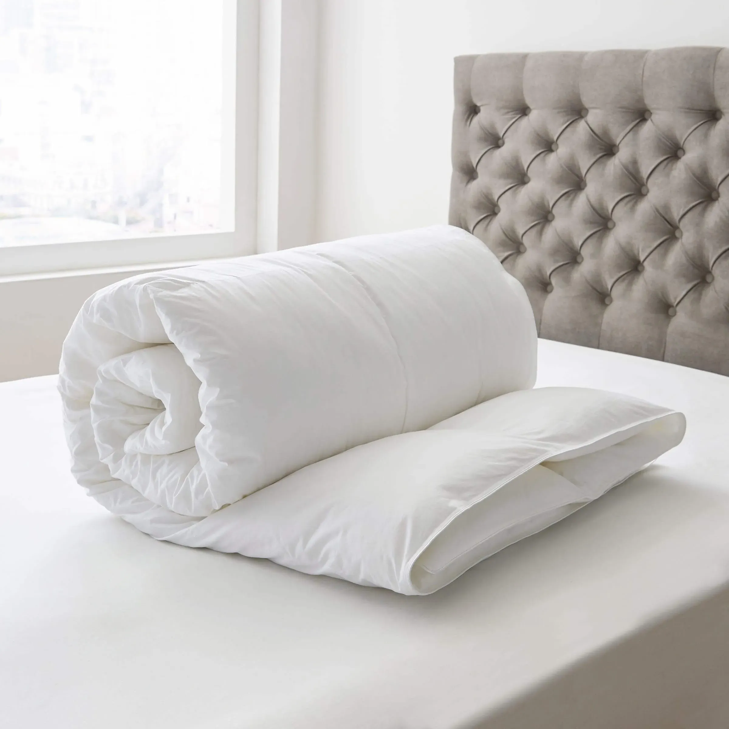 Super King Duvet 10.5 Tog - White, Microfibre