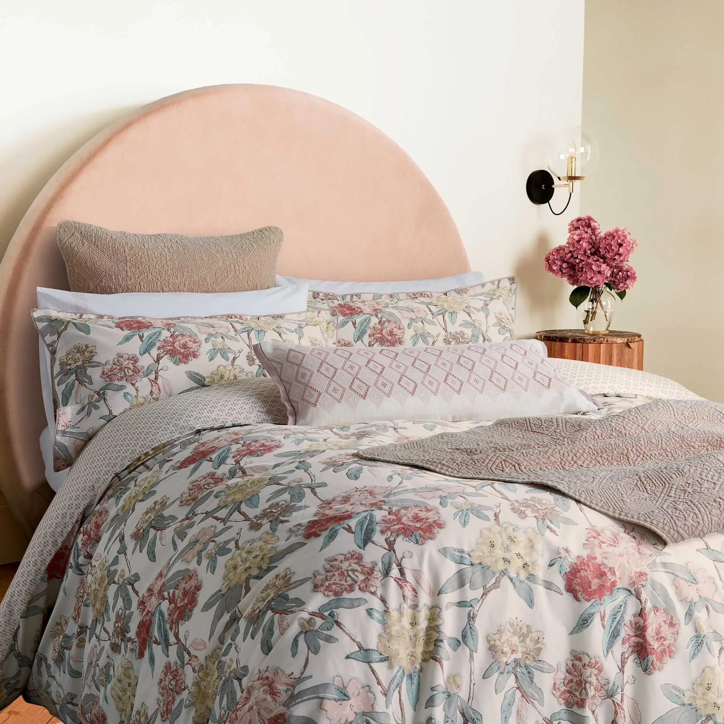 Super King Duvet Cover Set - Coral, Cotton image