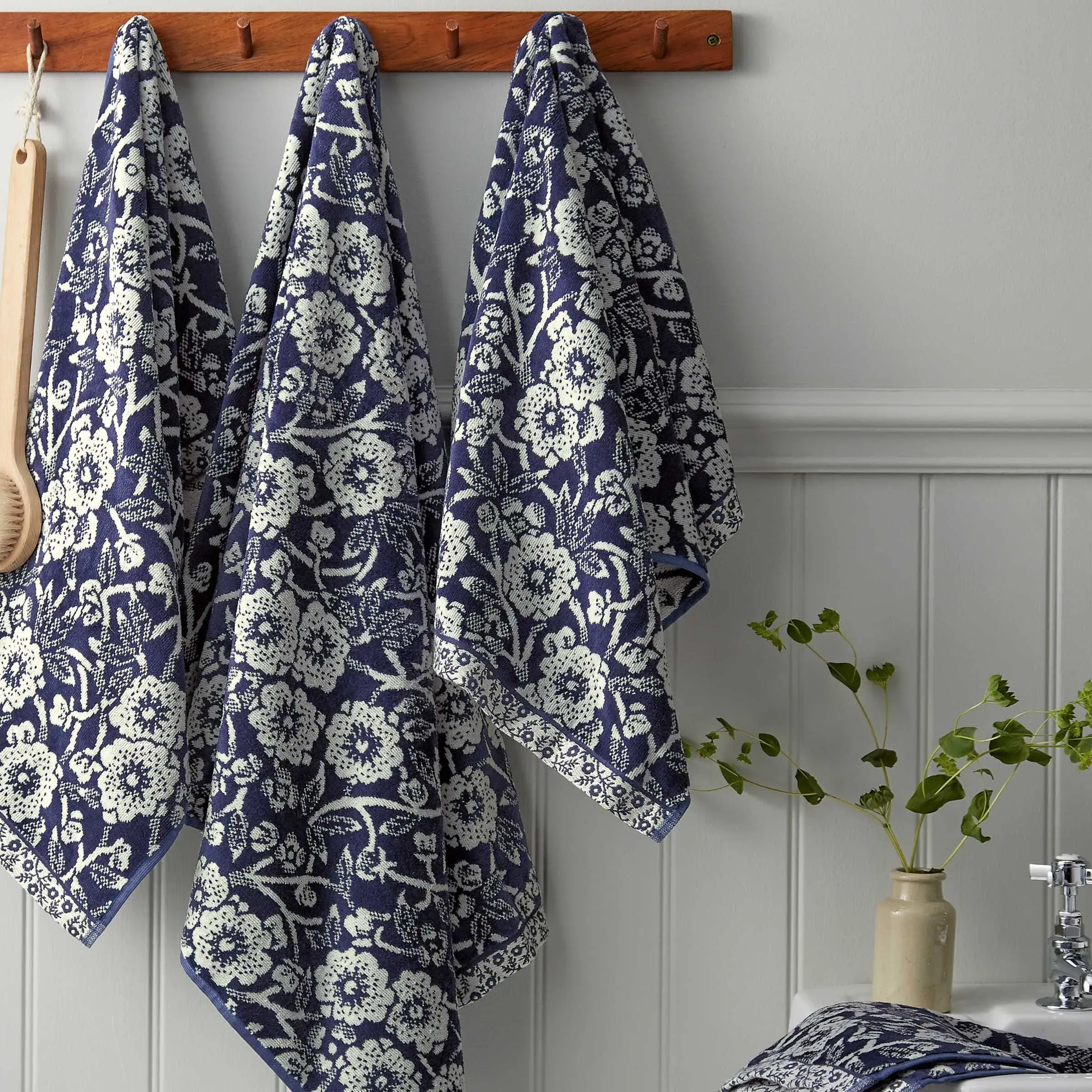 Hand Towel with Floral Pattern - Blue, Cotton