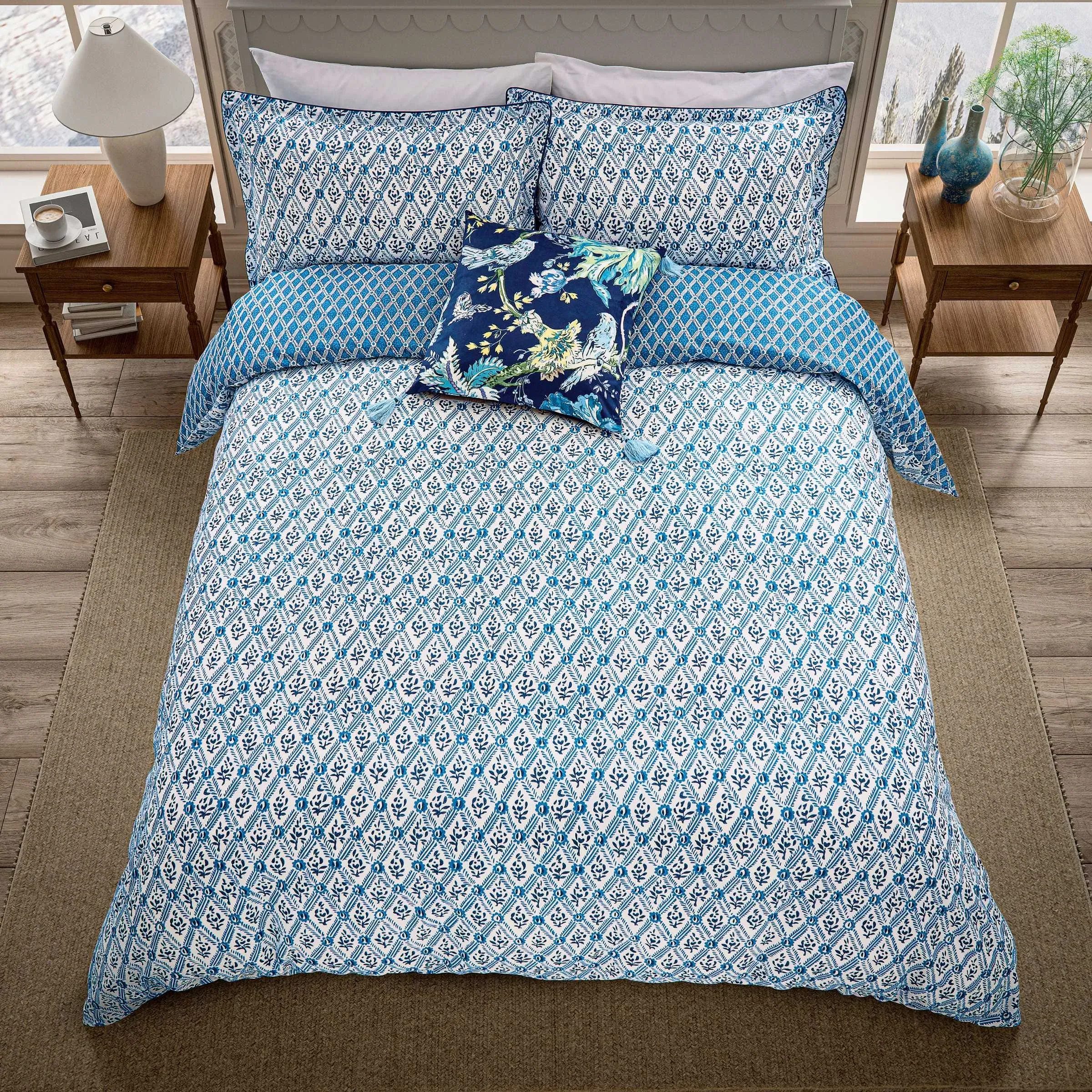 Square Garden Cushion with Tassels - Navy, Velvet