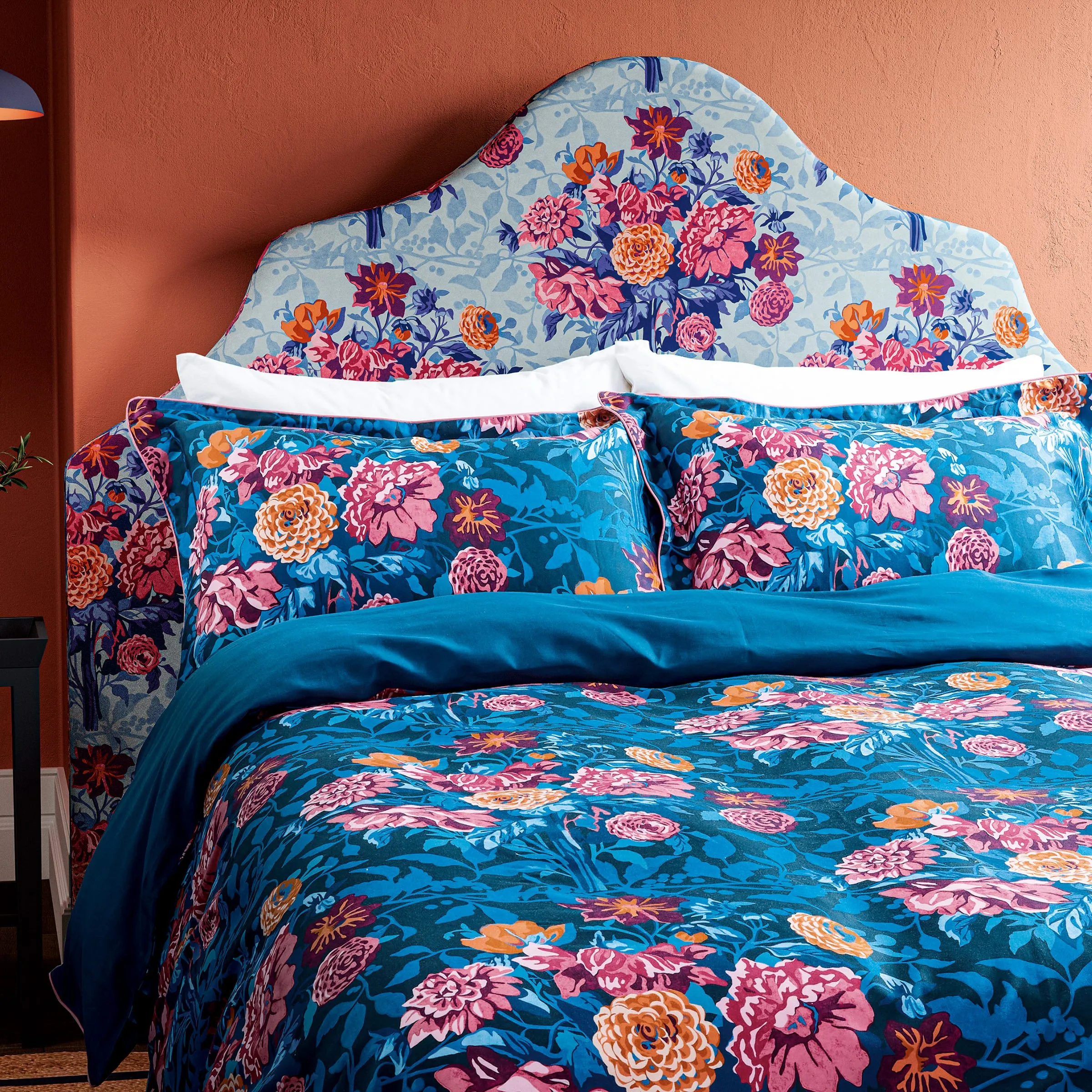 Dahlia Bunch King Size Duvet Cover Set - Lapis, Cotton Sateen product