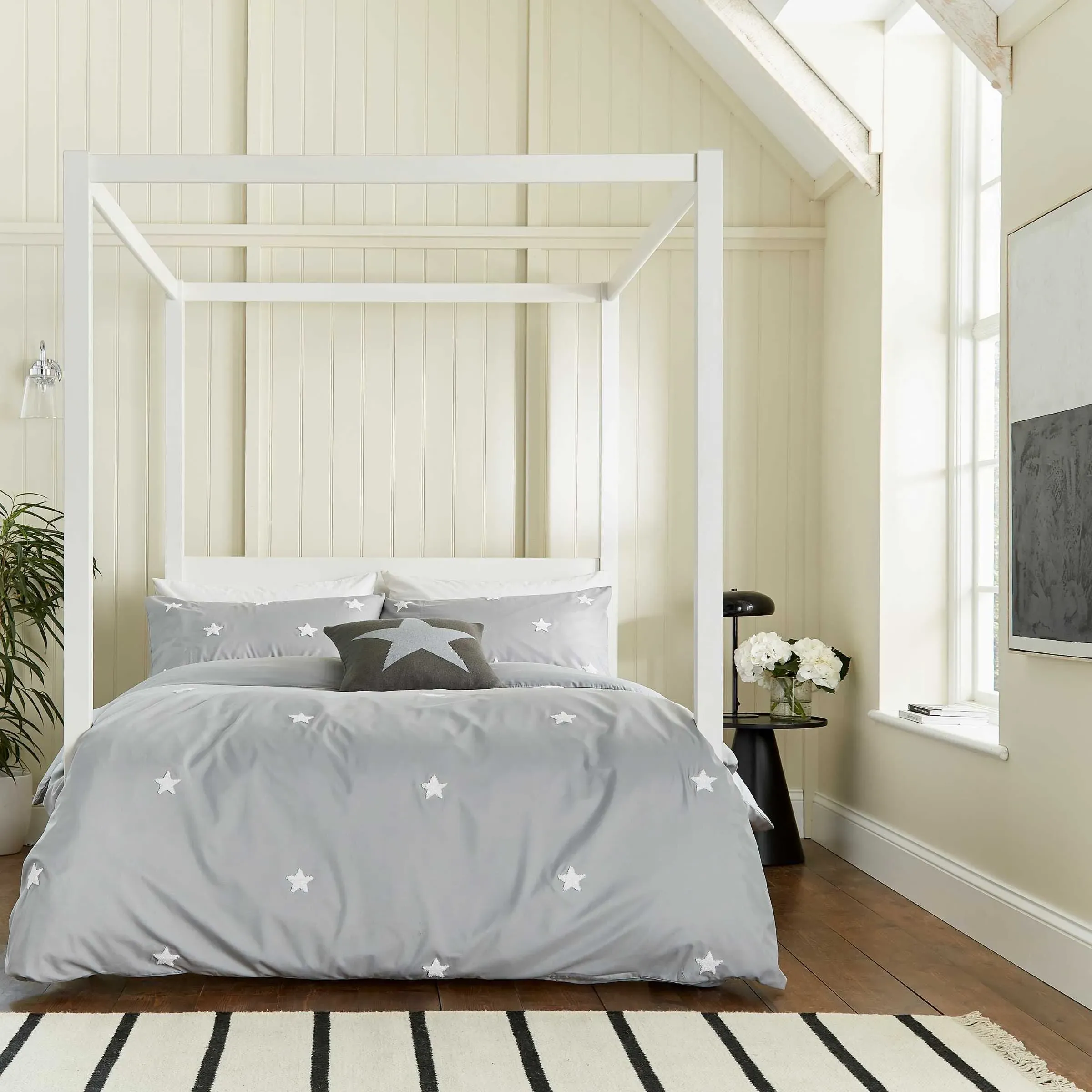 Double Duvet Cover Set with Tufted Stars - Grey