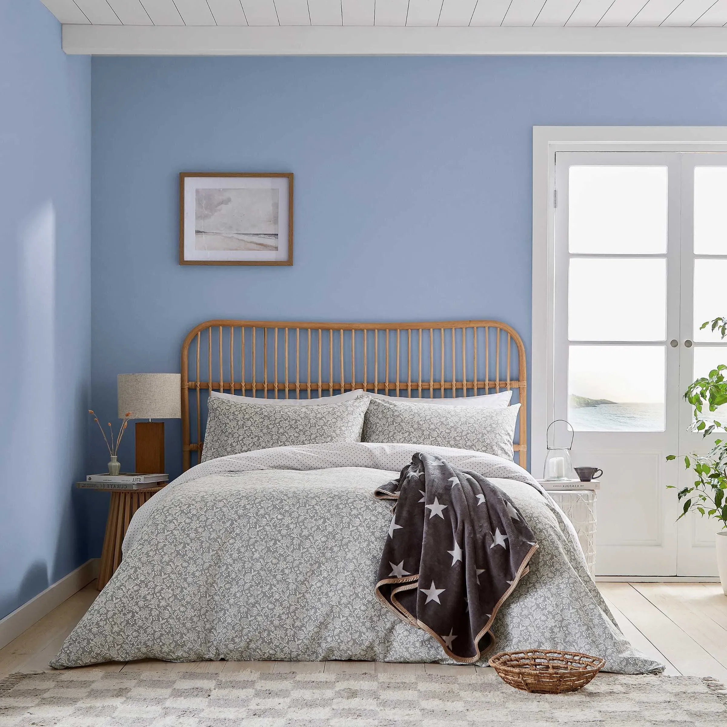Elmont Single Duvet Cover Set - Grey alternate view
