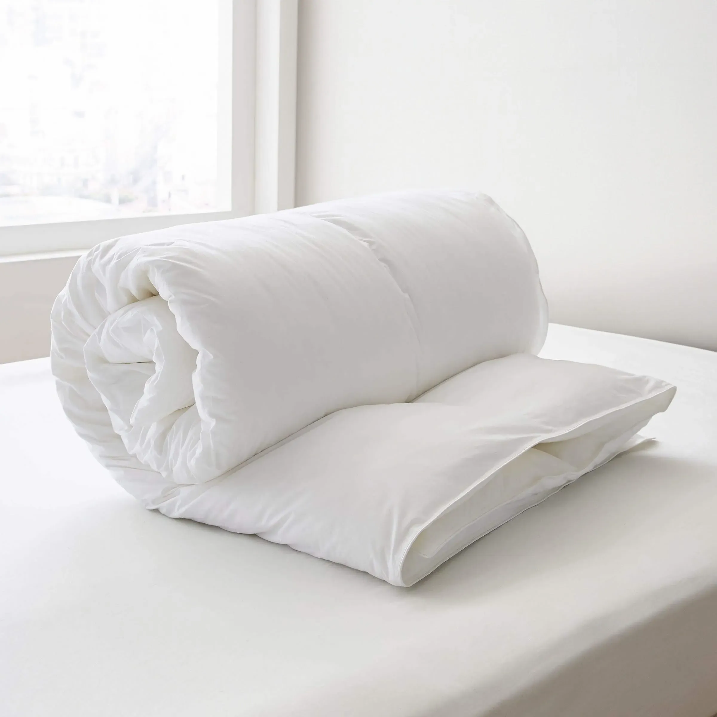 Super King Duvet 13.5 Tog - White, Microfibre