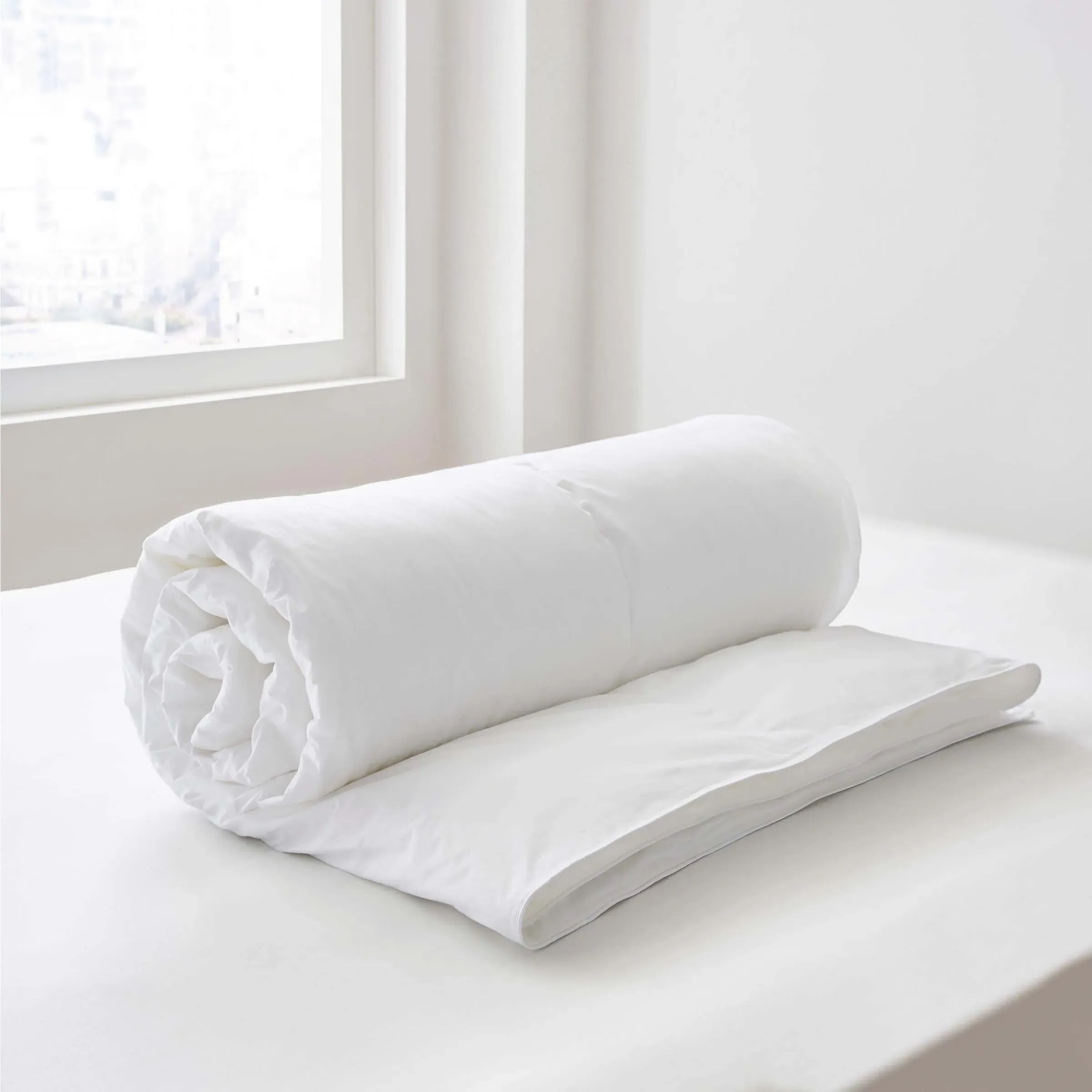 Super King Duvet 4.5 Tog - White, Microfibre image