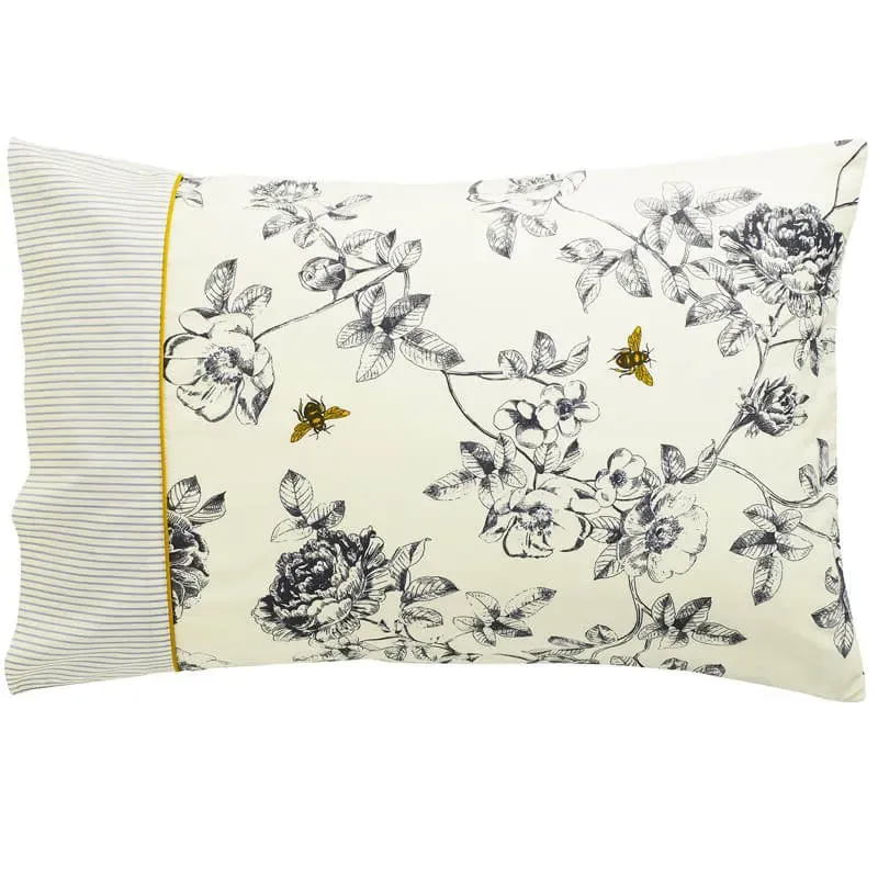 Standard Pillowcase with Floral Design - Cream image
