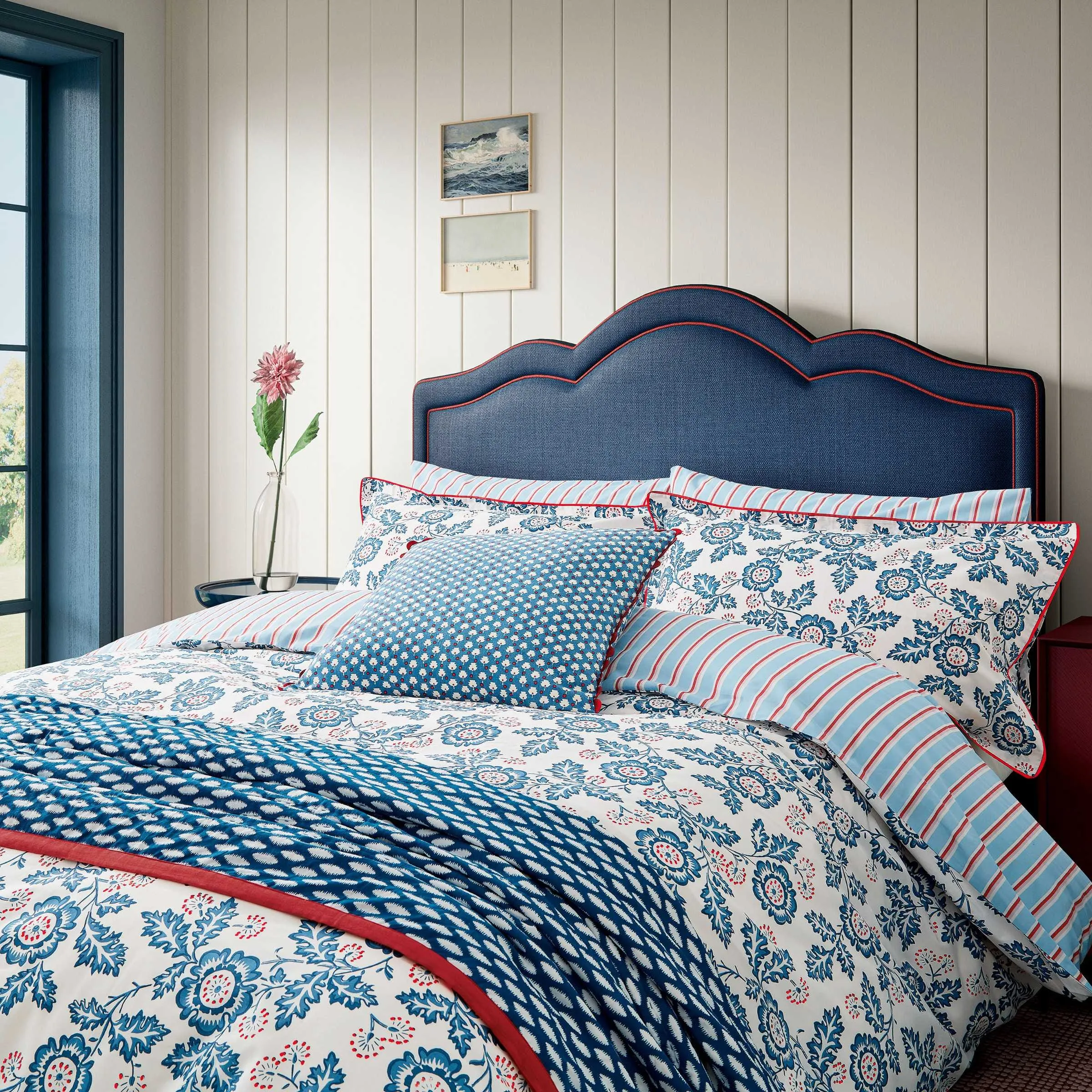 Inis Decorative Throw - Blue alternate view