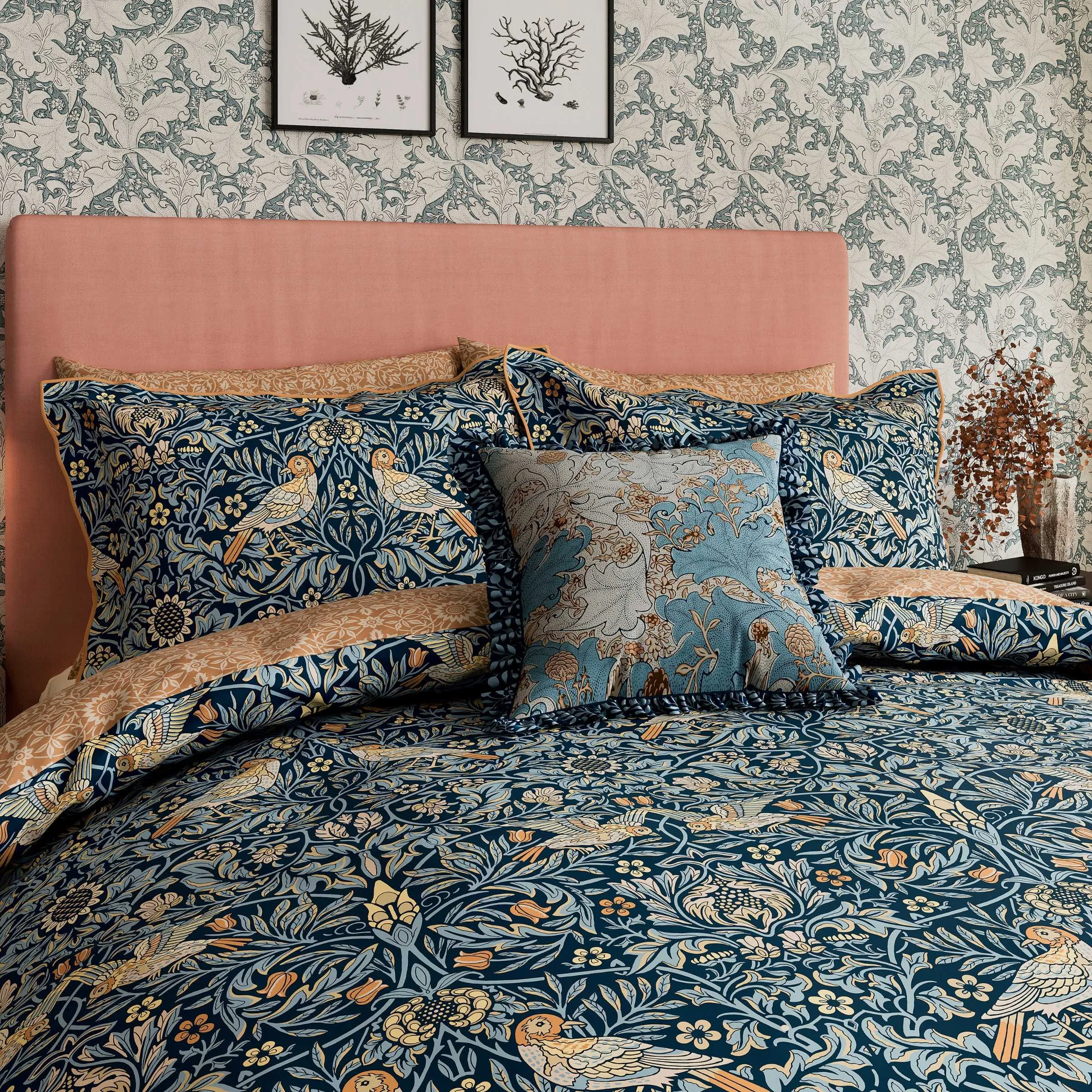 Morris & Co Bird Double Duvet Cover Set - Webb's Blue, Cotton product