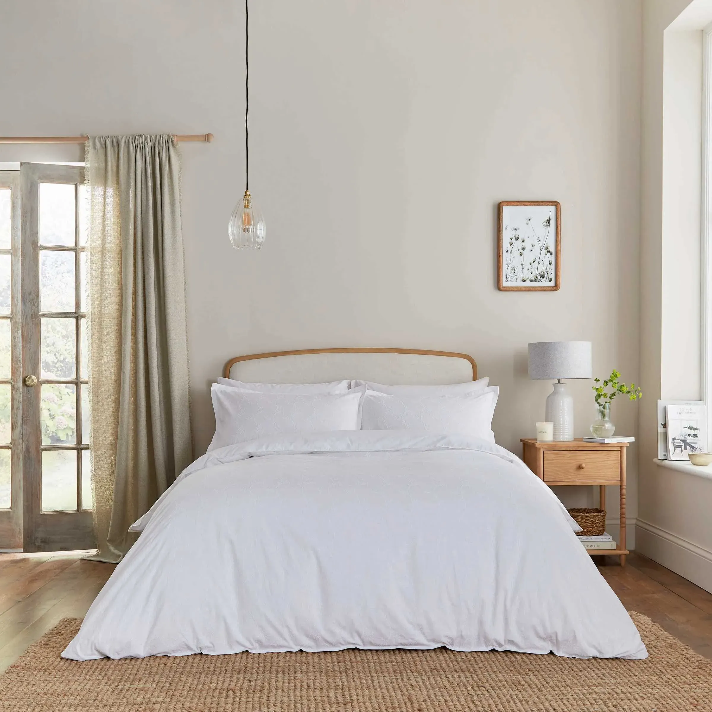 Bea Super King Size Duvet Cover Set - White, Cotton alternate view