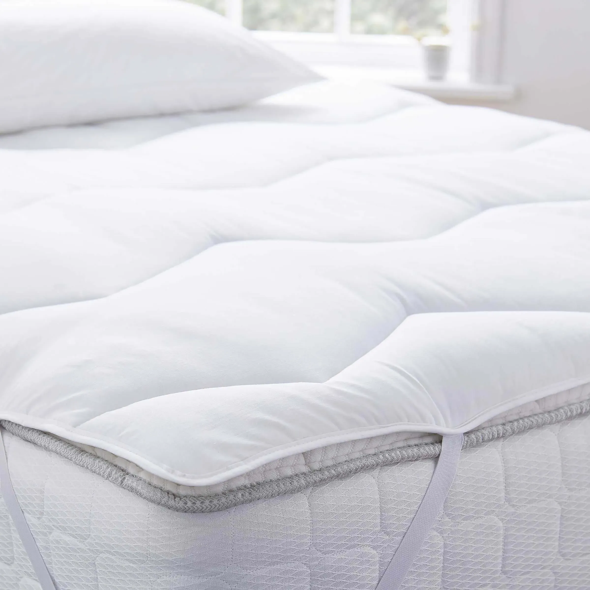 Cotton Percale King Size Mattress Topper - White product