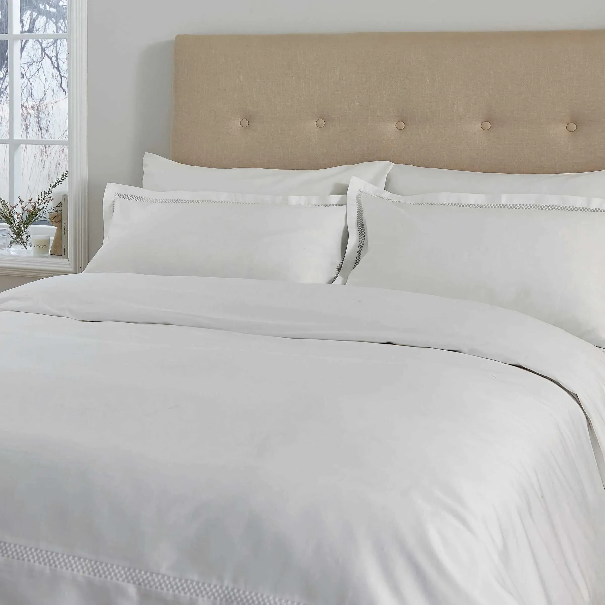 Single Duvet Cover Set - White, Cotton Sateen image