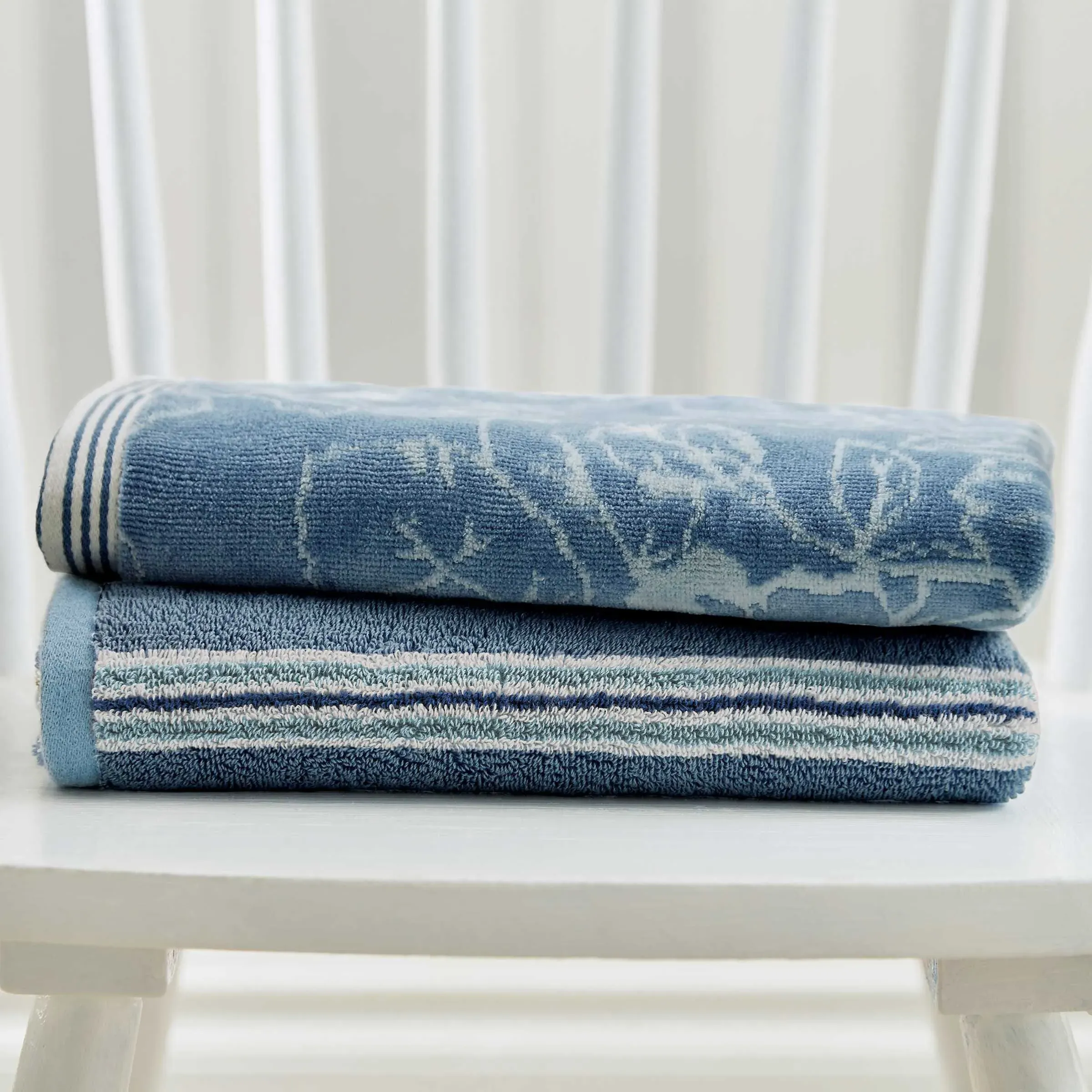 Bath Sheet with Floral Motif - Midnight, Cotton