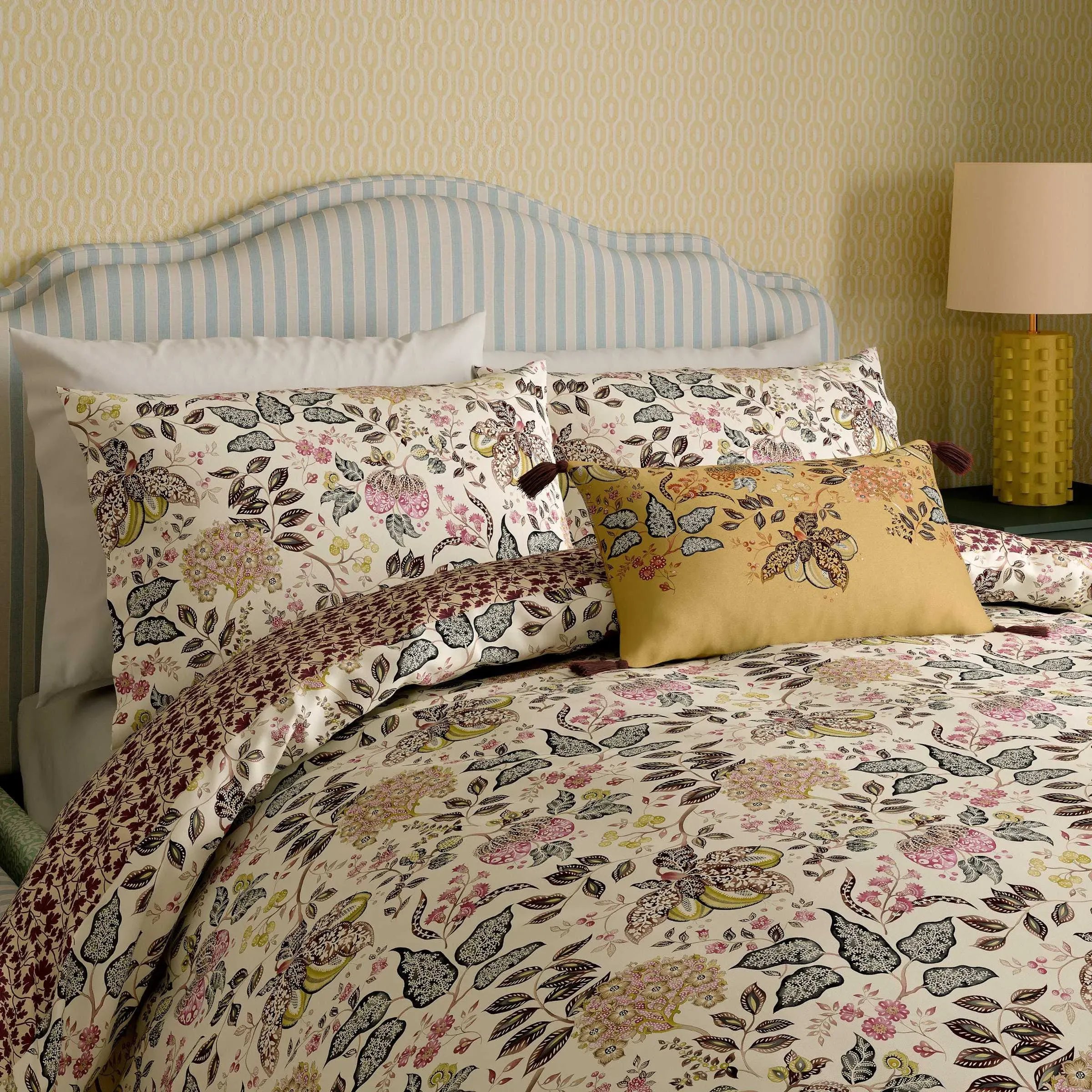 Double Duvet Cover Set with Cushion - Damson