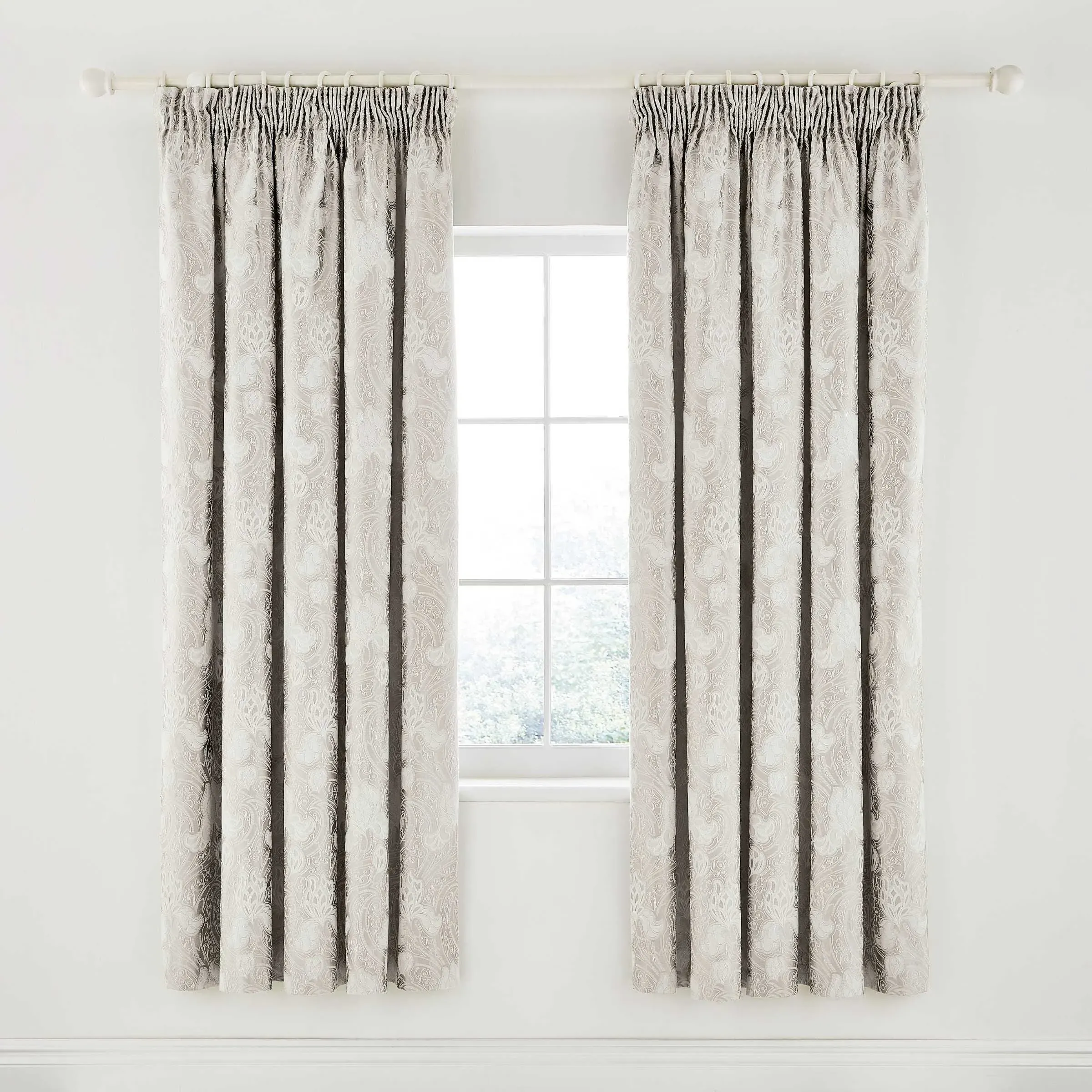 Lined Curtains with Floral Pattern - Cashmere image