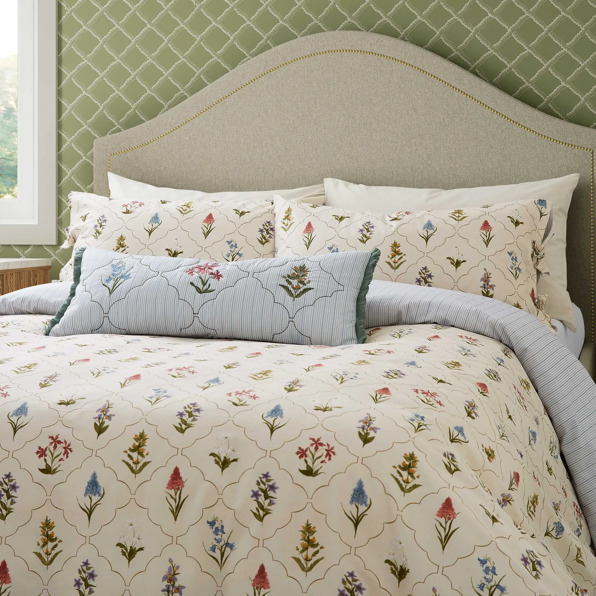 Spring Meadow Single Duvet Cover Set - May, Cotton Percale product