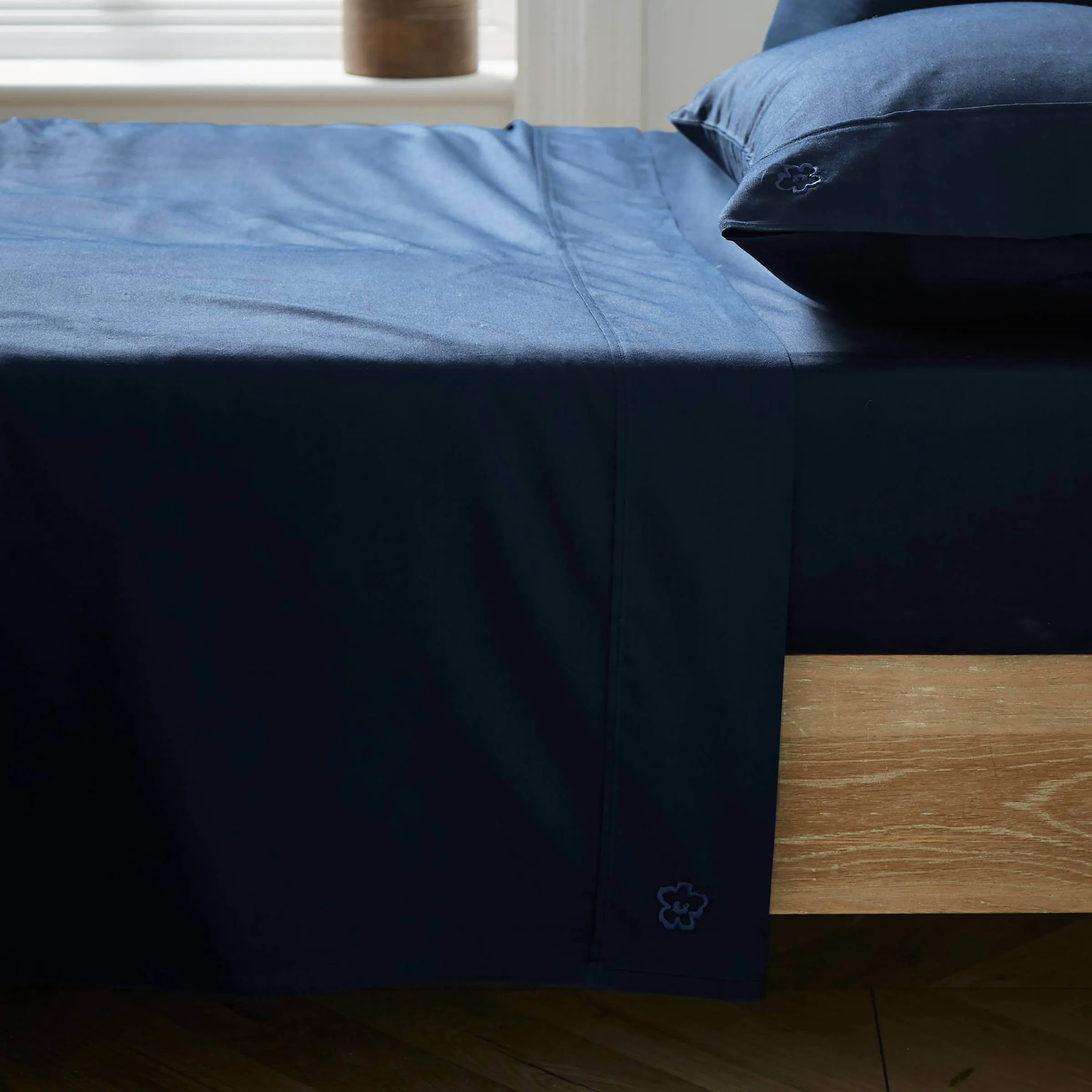 King Size Flat Sheet 250 Thread Count - Navy, Cotton