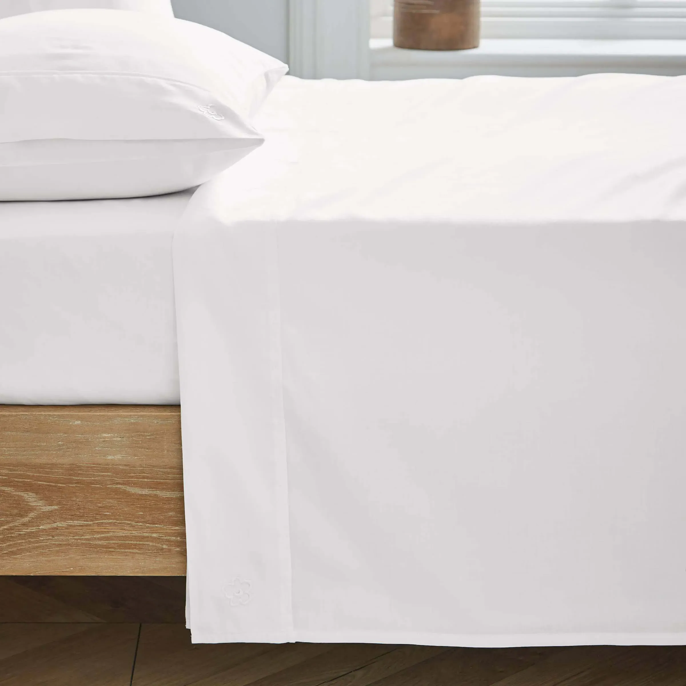 King Size Flat Sheet 250 Thread Count - White, Cotton